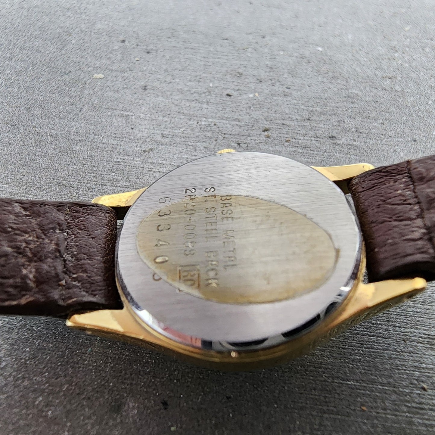 Seiko watch Women 19mm Champagne Dial Gold Tone Round 2p200089 New Battery9