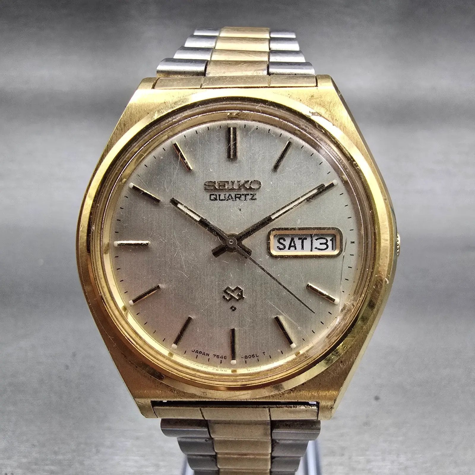Seiko SQ Watch Men 37mm Silver Dial Two Tone Daydate Round 7546-8049 New Batt0