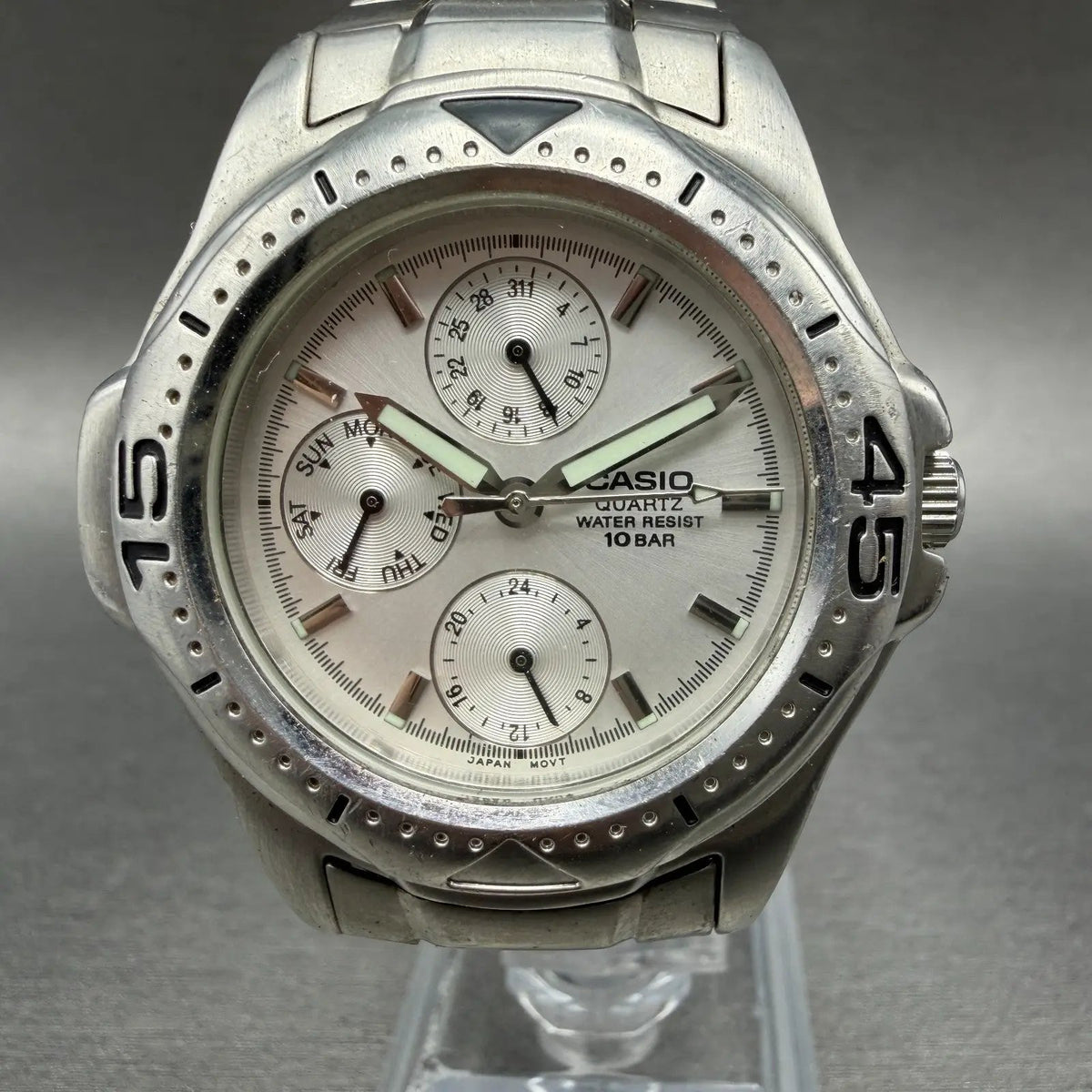 Casio Dive Watch Men 38mm Silver Dial Silver Tone Daydate Round MTD-1046 NewBatH0