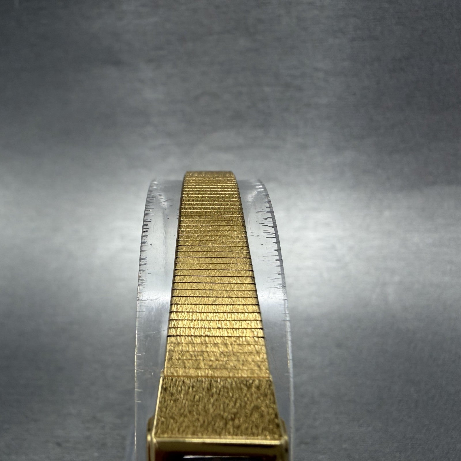 Seiko Tank Watch Women 12mm Black Dial Gold Tone 2E20-6479 New Battery VTG ABC4