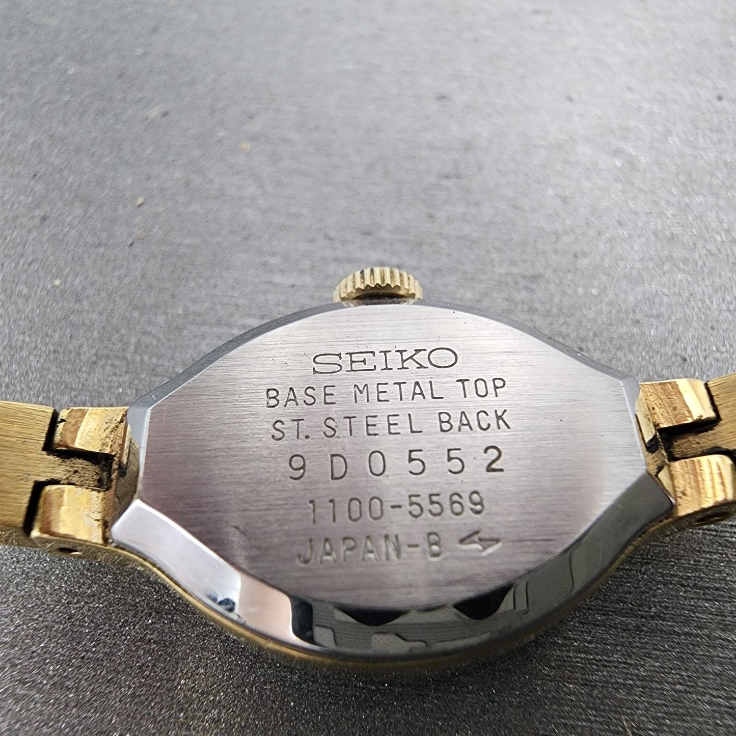 Seiko Watch Women 16mm Black Dial Gold Tone Oval Manual 11005569 Runs9