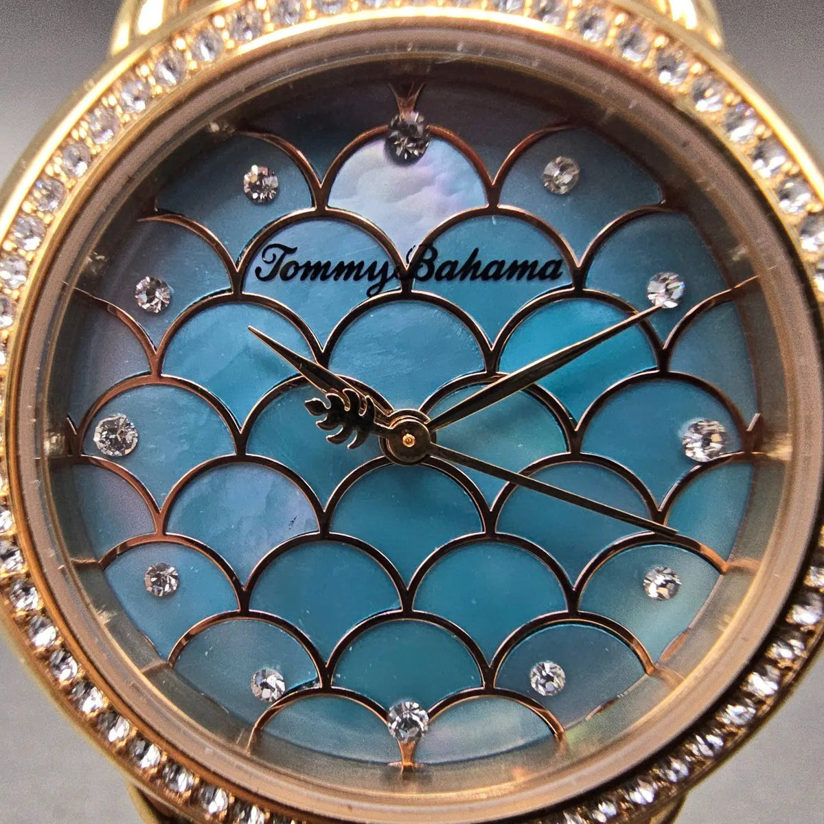 Tommy Bahama Watch Women 34mm MOP Dial Rose Gold Round TB00069-03 New Battery1