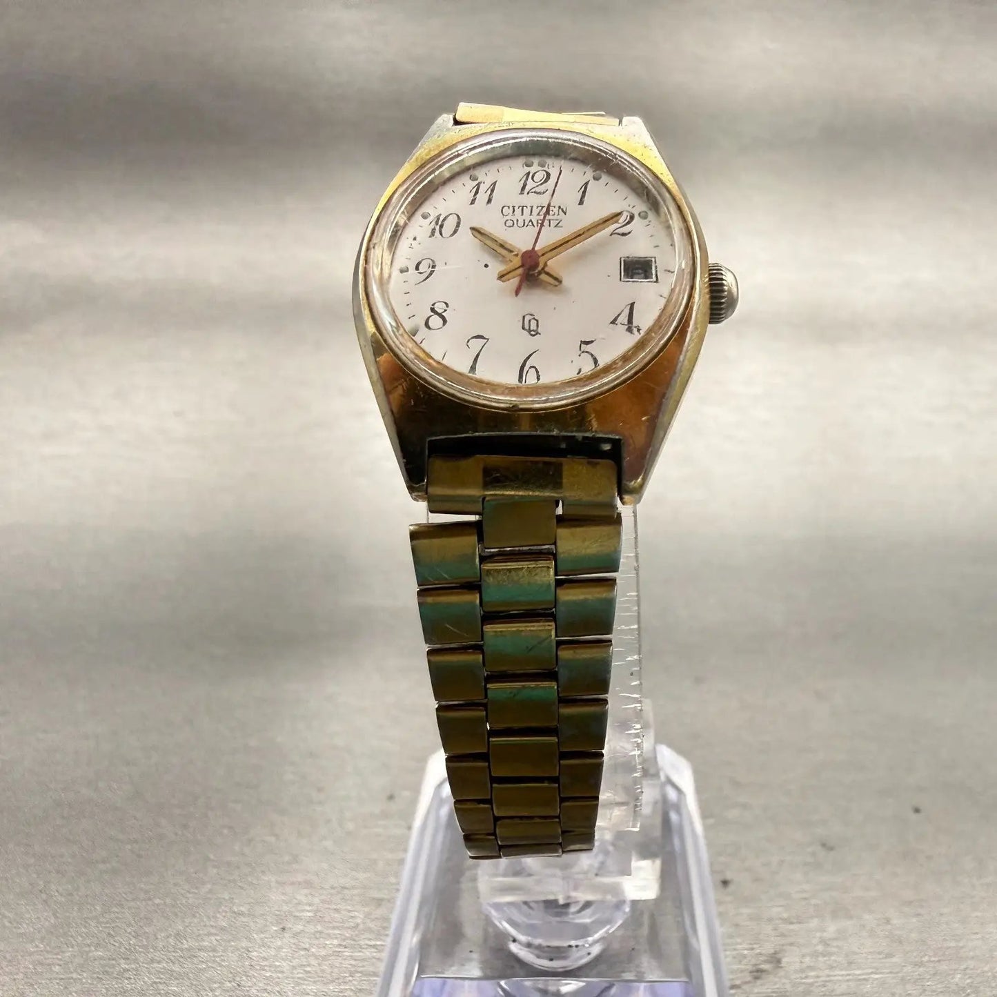 Citizen CQ Watch Women 24mm Silver Dial Gold Tone Date Round 2010-891252 New Bat5