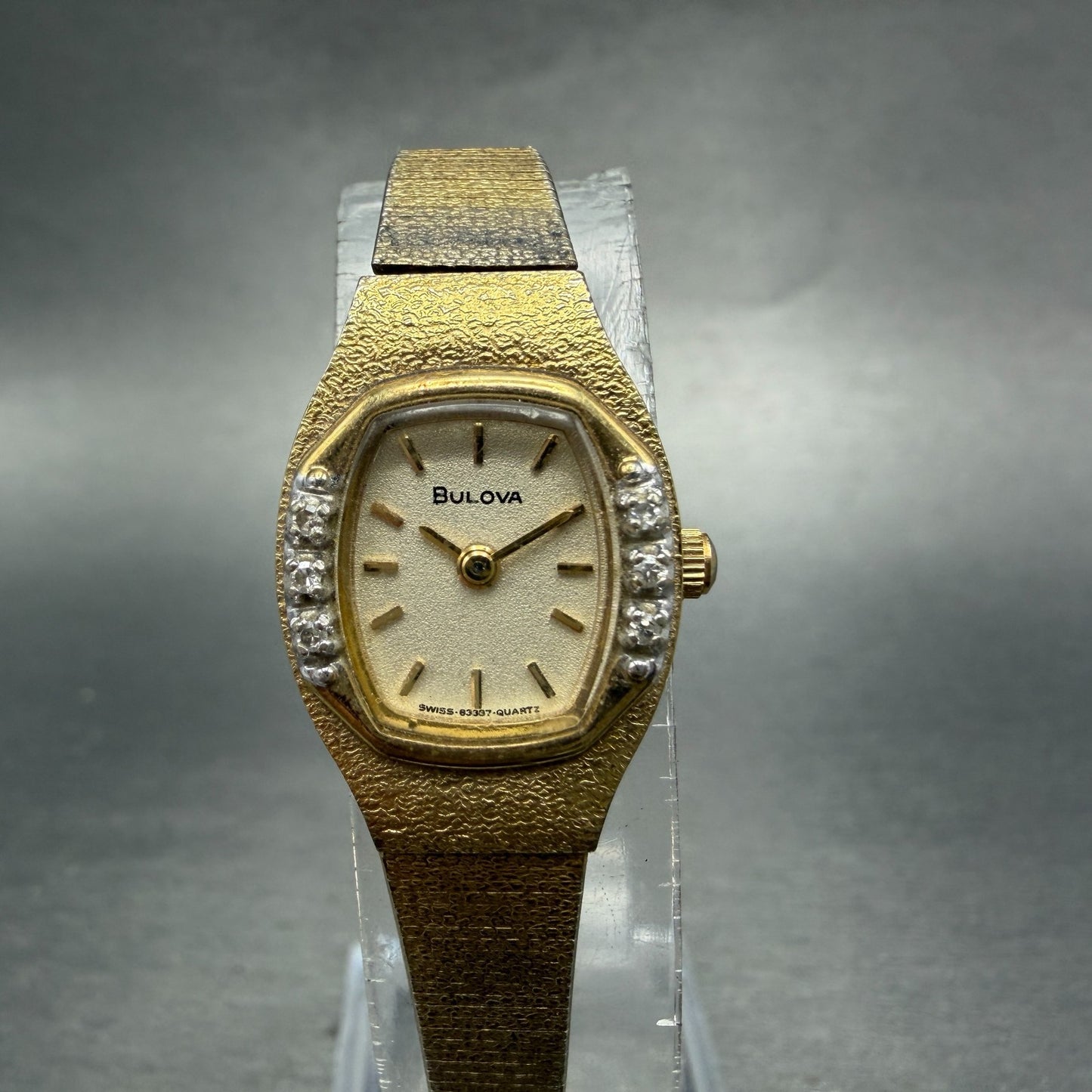 Bulova Watch Women 17mm Champagne Dial Gold Tone 83387 New Battery Diamond0