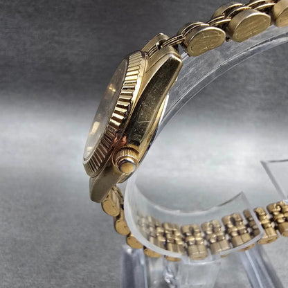 Citizen CQ Watch Women 25mm MOP Dial Gold Tone Daydate 1002-R15101 New Battery 82