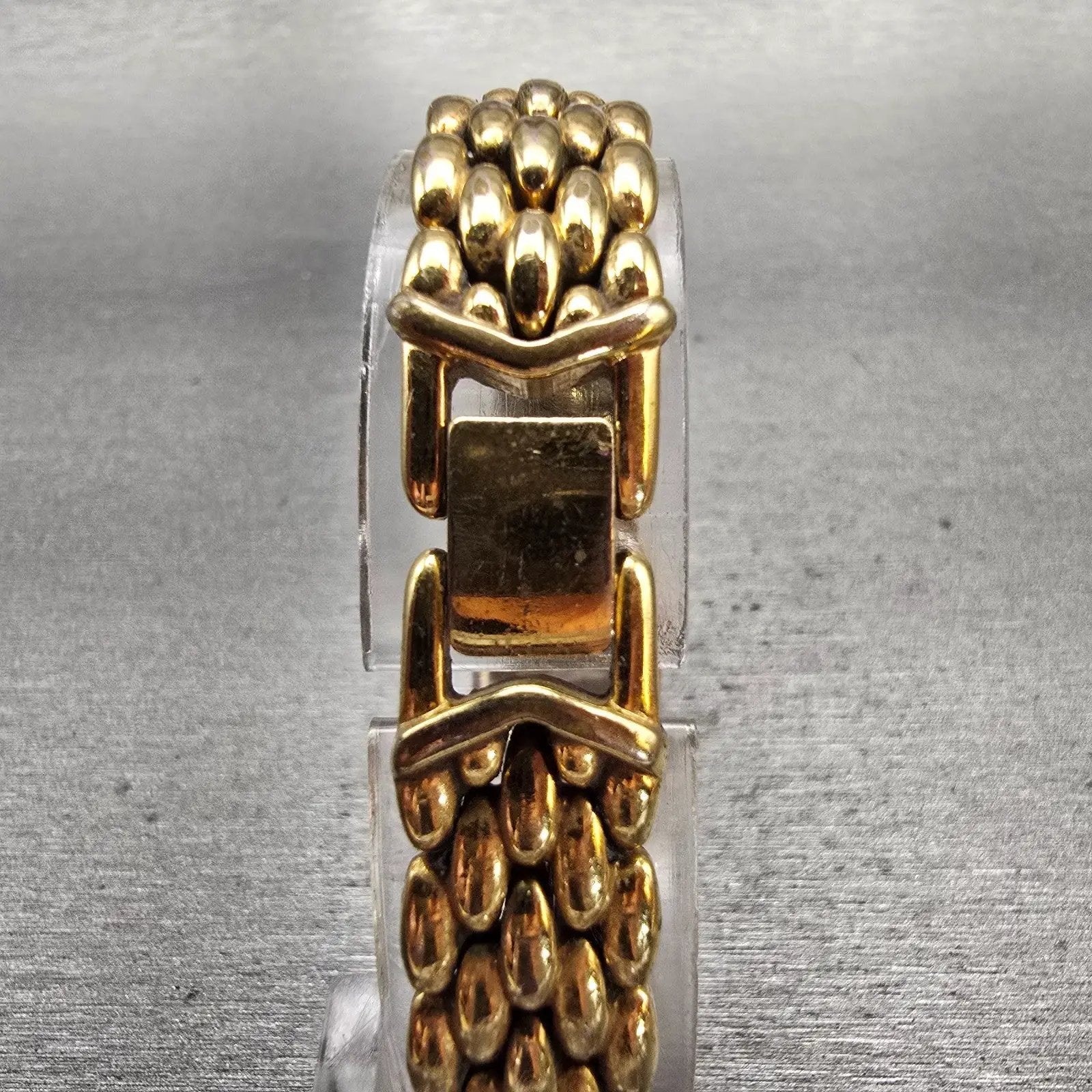 Seiko Watch Women 15mm Champagne Dial Gold Tone Oval Y150-5M89 New Battery VTG7
