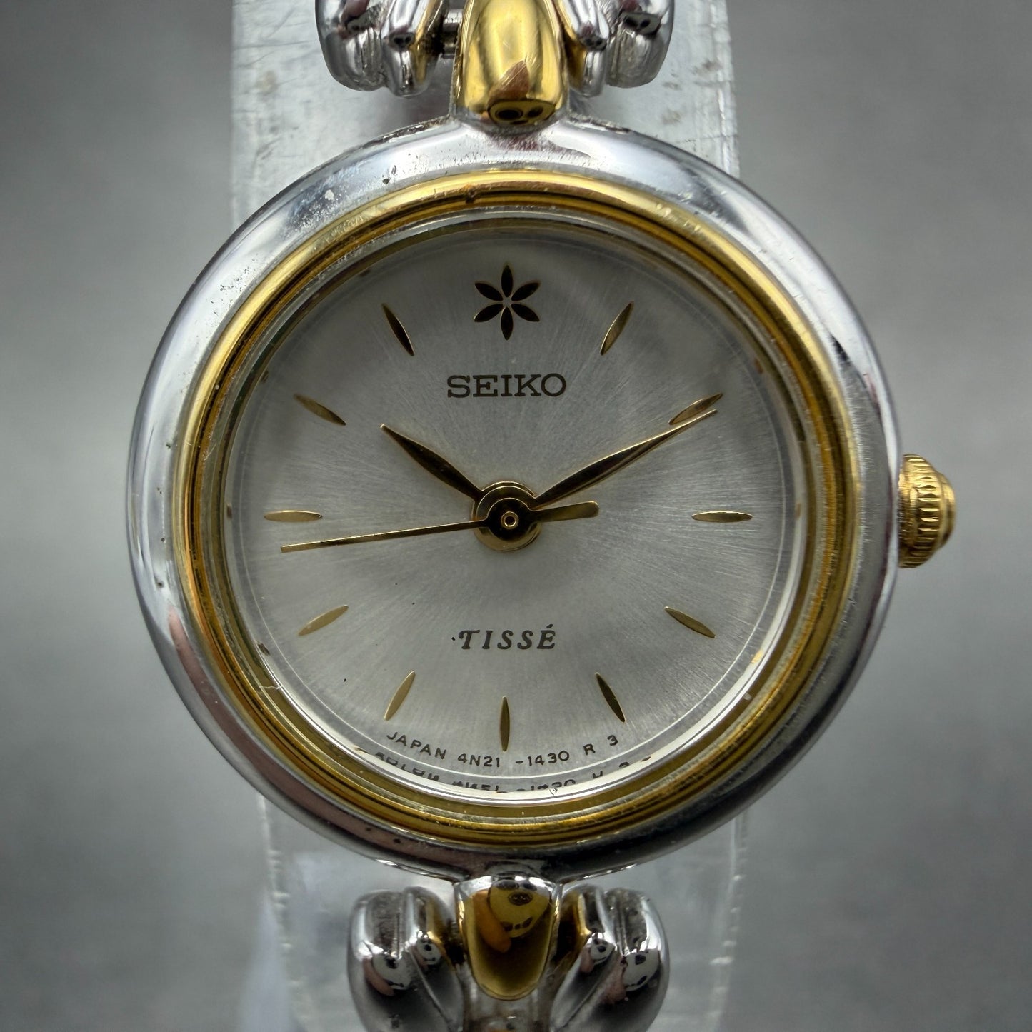 Seiko Tisse Watch Women 20mm Silver Dial Two Tone Round 4N21-0740 New Battery1