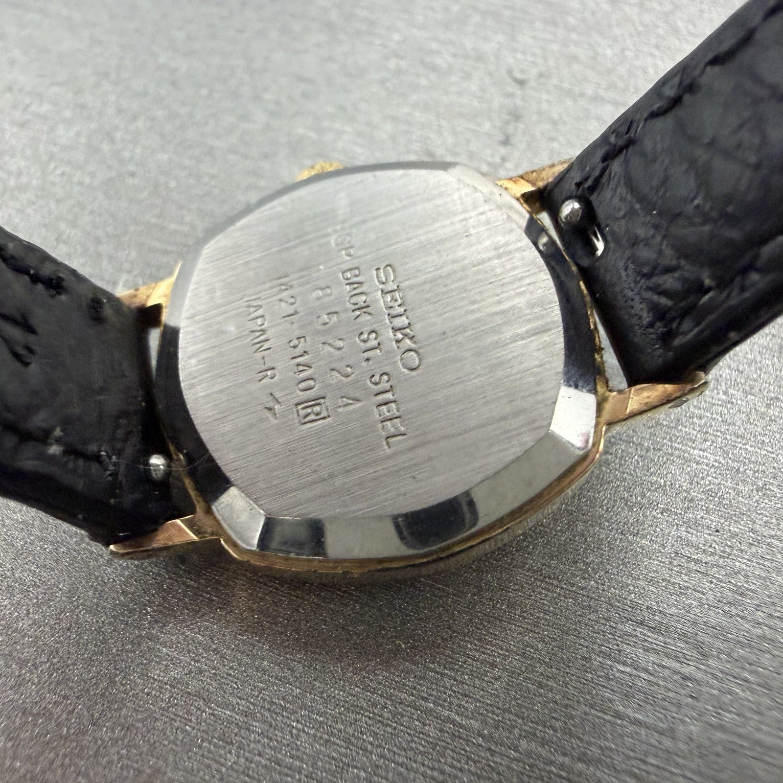 Seiko Watch Women 22mm Champagne Dial Gold Tone Octagon 1421-5140 New Battery9