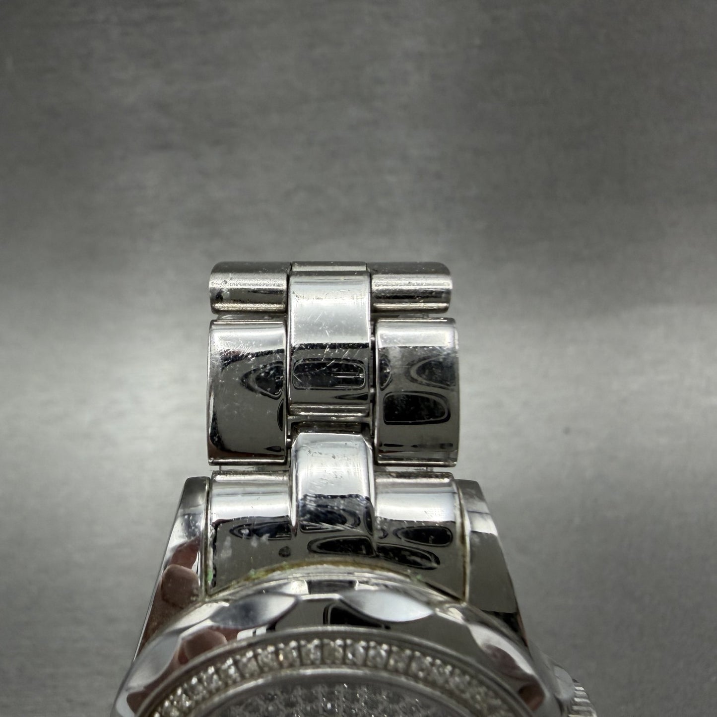 Invicta Dive Watch Women 31mm Diamond Dial & Bezel Steel Round New Battery 28243