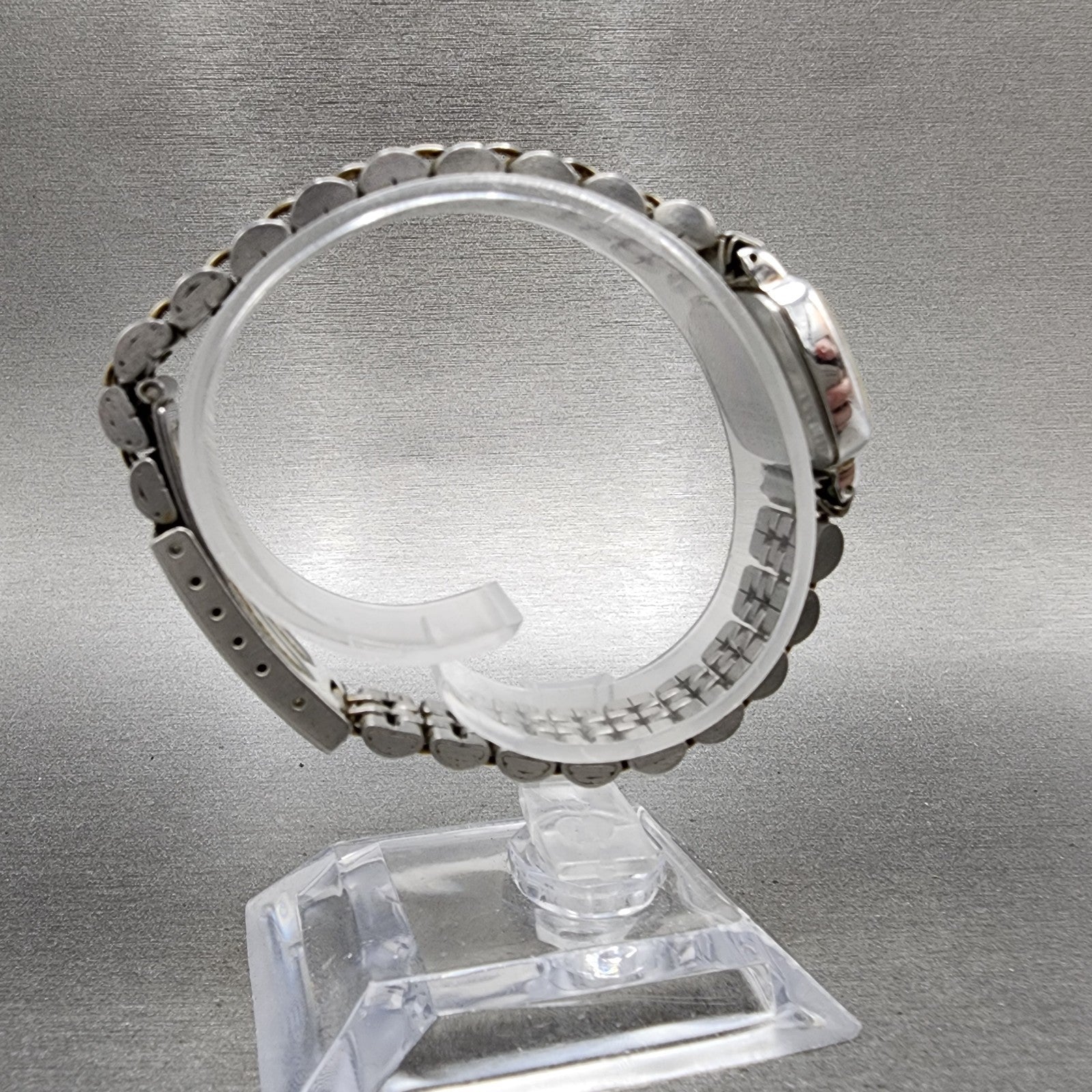 Seiko Watch Women 19mm Silver Dial Silver Tone Square 54205029 New Battery8
