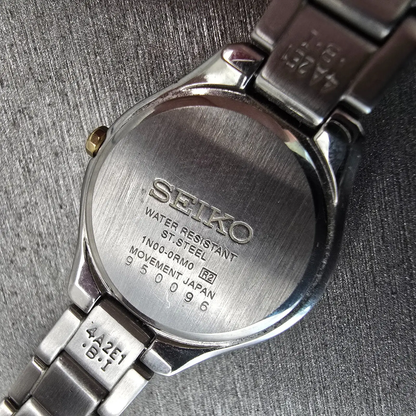 Seiko Watch Women 23mm White Dial Two Tone Round 1N00-0RM0 New Battery Vintage10