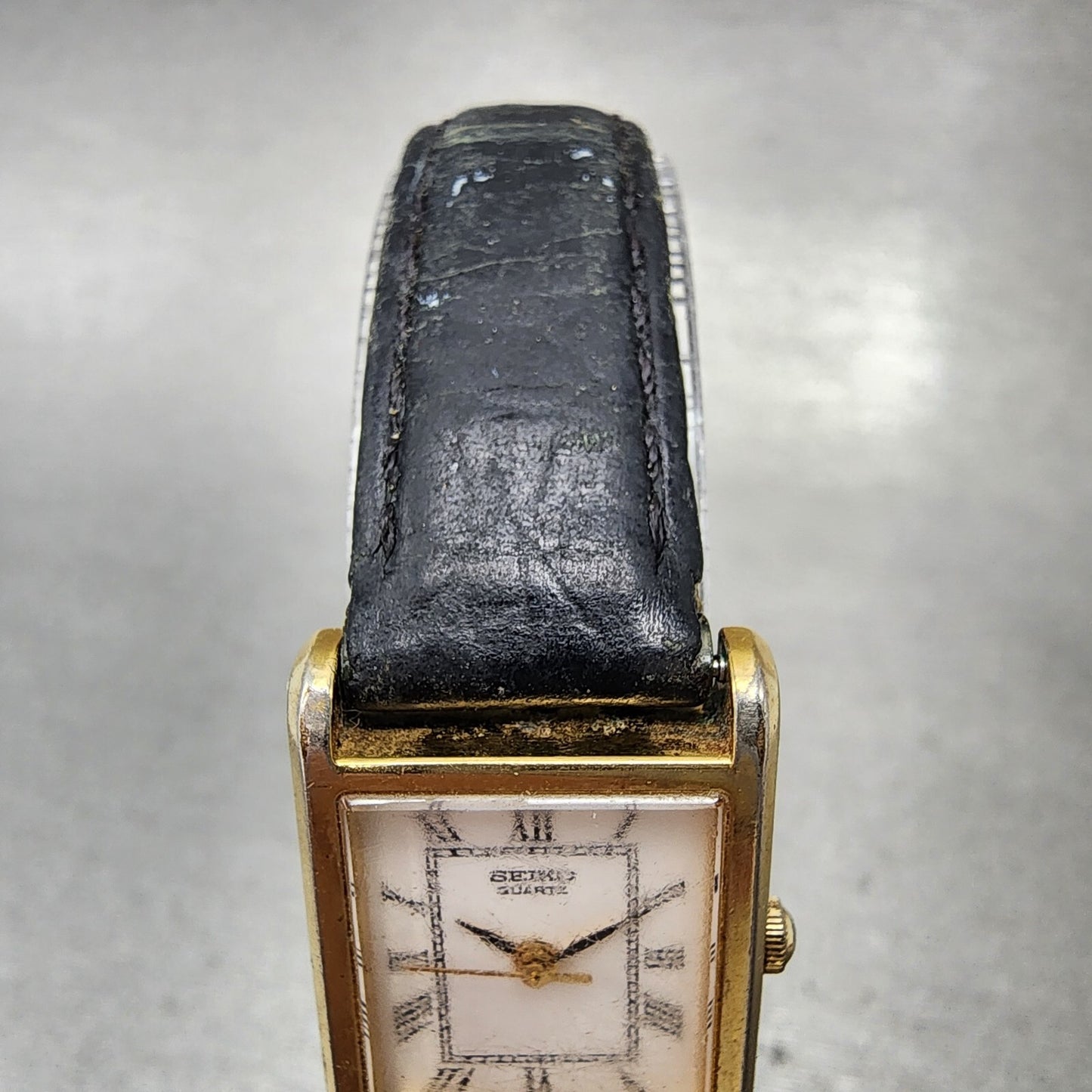 Seiko Tank Watch Women 18mm White Dial Gold Tone Rectangle 1N015A40 New Battery5