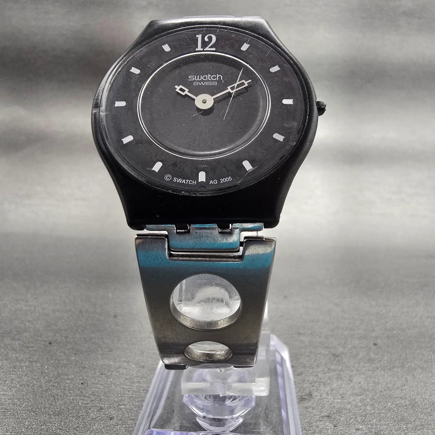 Swatch Skin SIMPLE LIFE Watch Women Black Dial Black Case Round SFK111G New Batt5