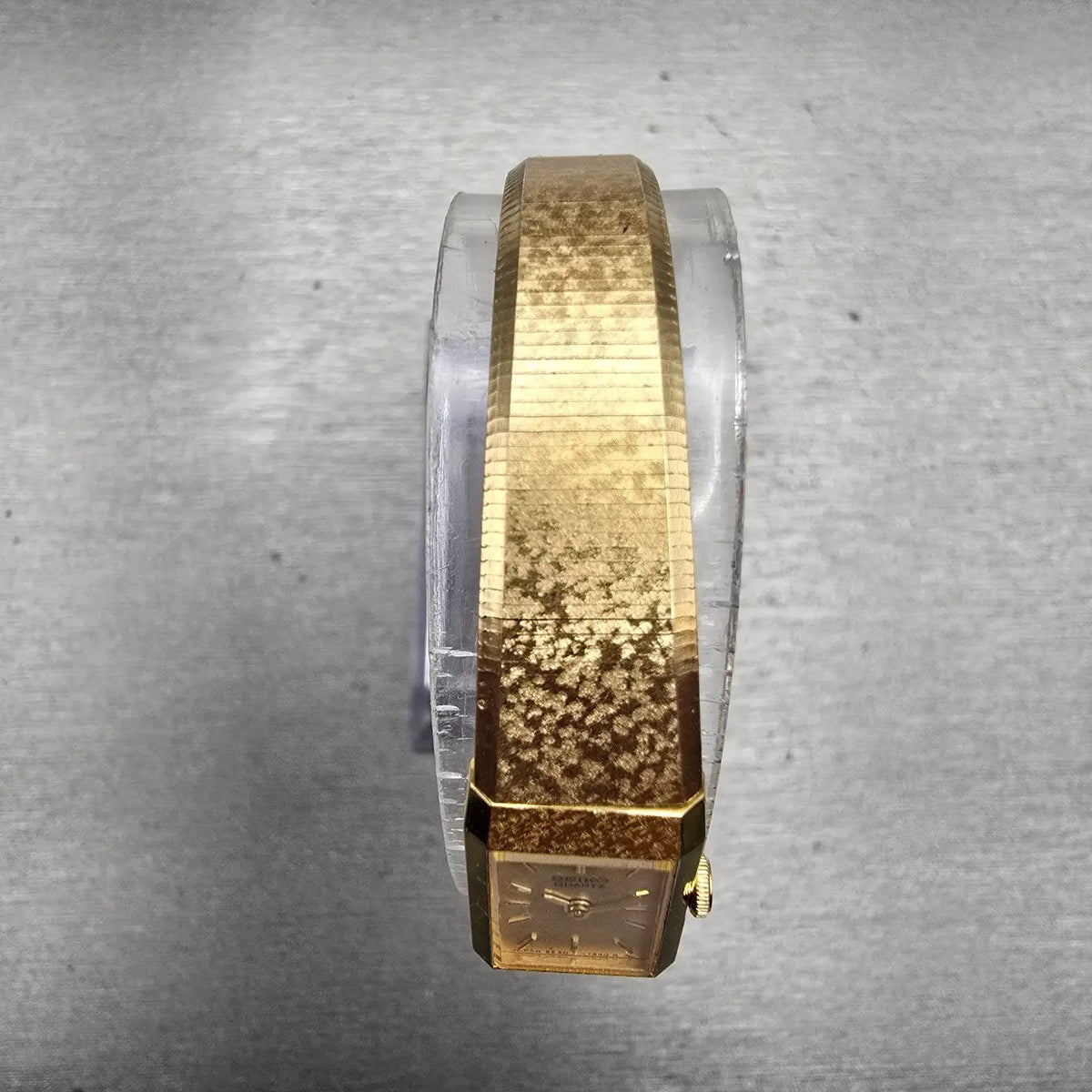 Seiko Watch Women 12mm Gold Dial Gold Tone Rectangle 2E20-6259 New Battery VTG4