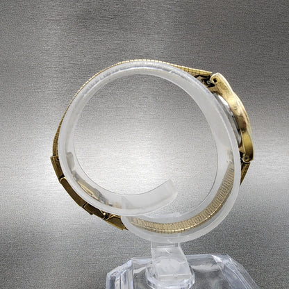 VTG Citizen CQ Watch Women 16mm Black Dial Gold Tone Oval 5930-S25350 New Batt