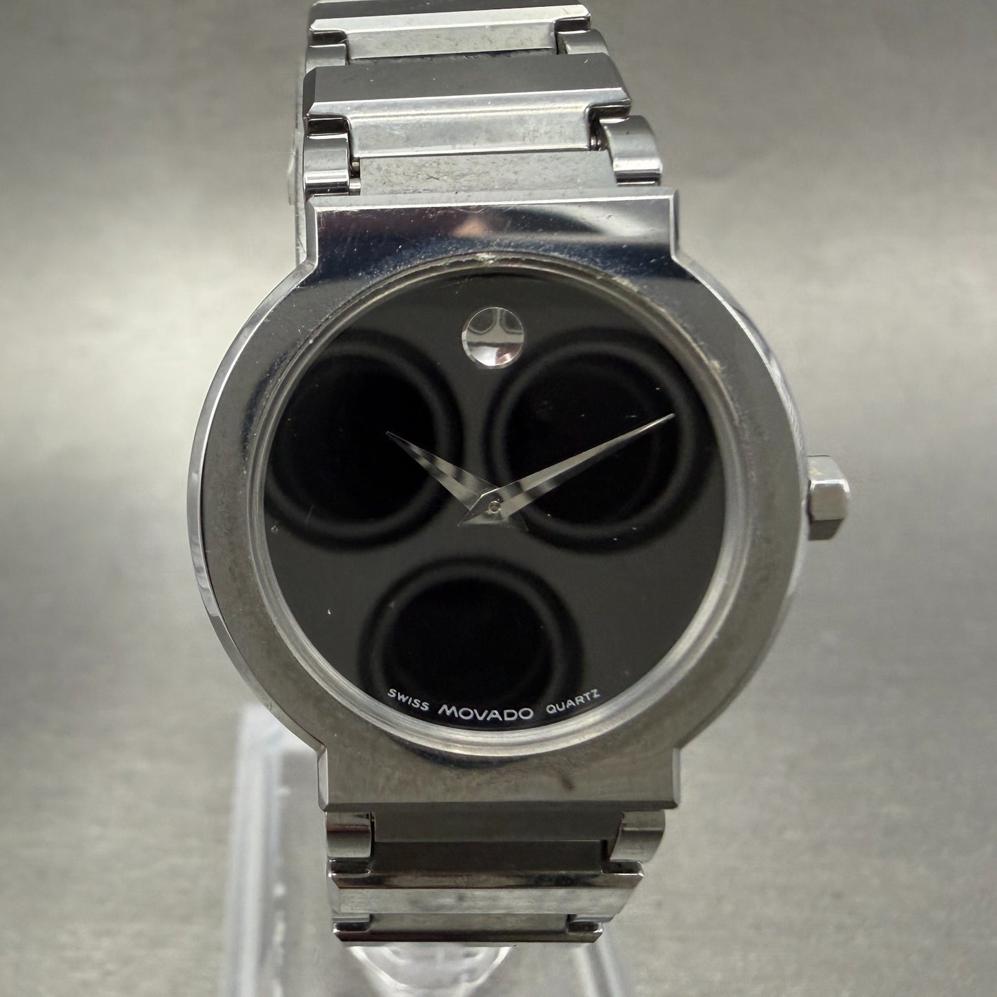 Movado Valor Watch Women 26mm Black Dial Gray Tone Round 89.C1.1841 New Battery0