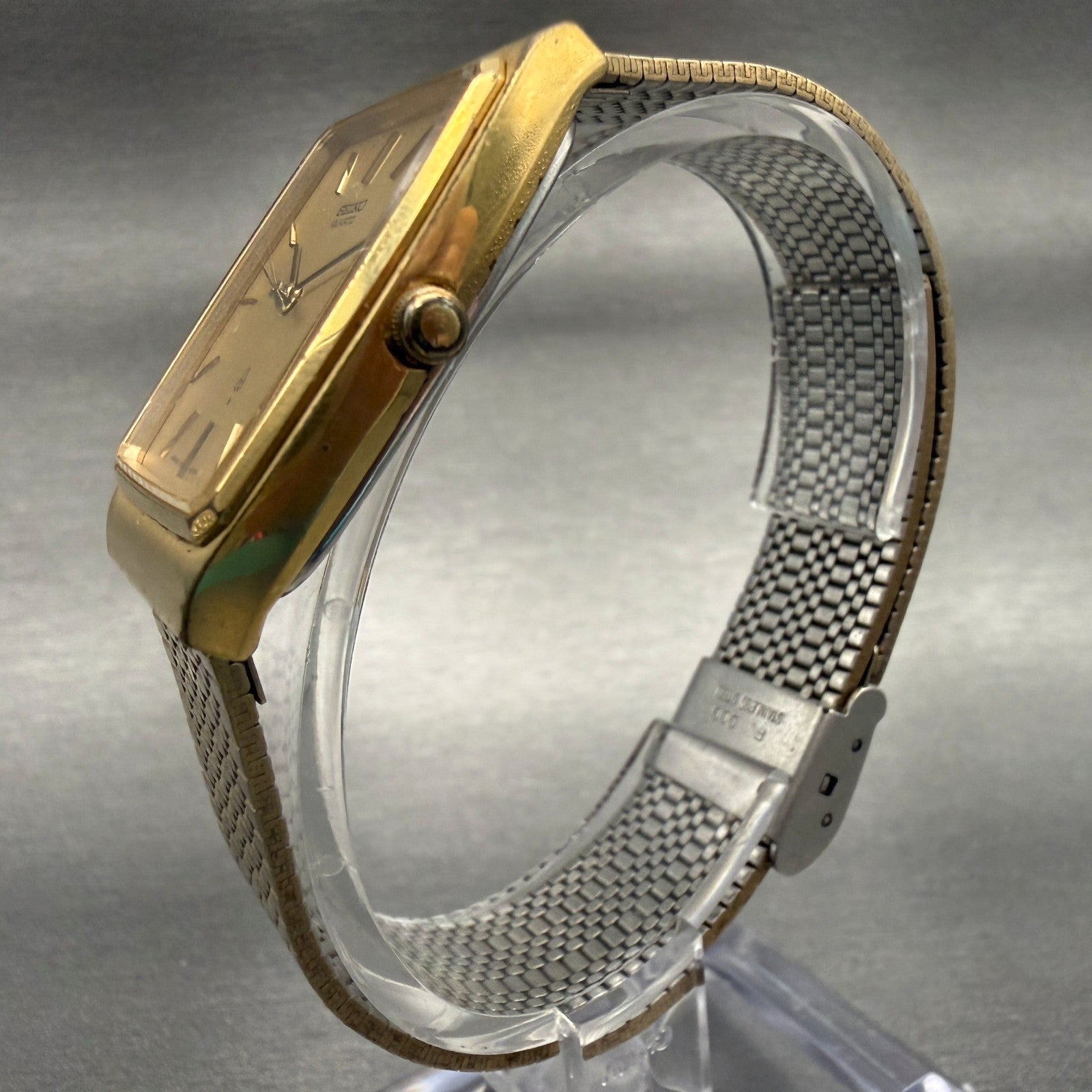 Seiko Tank Watch Men 29mm Gold Dial Gold Tone Rectangle 7830-5150 New Battery7