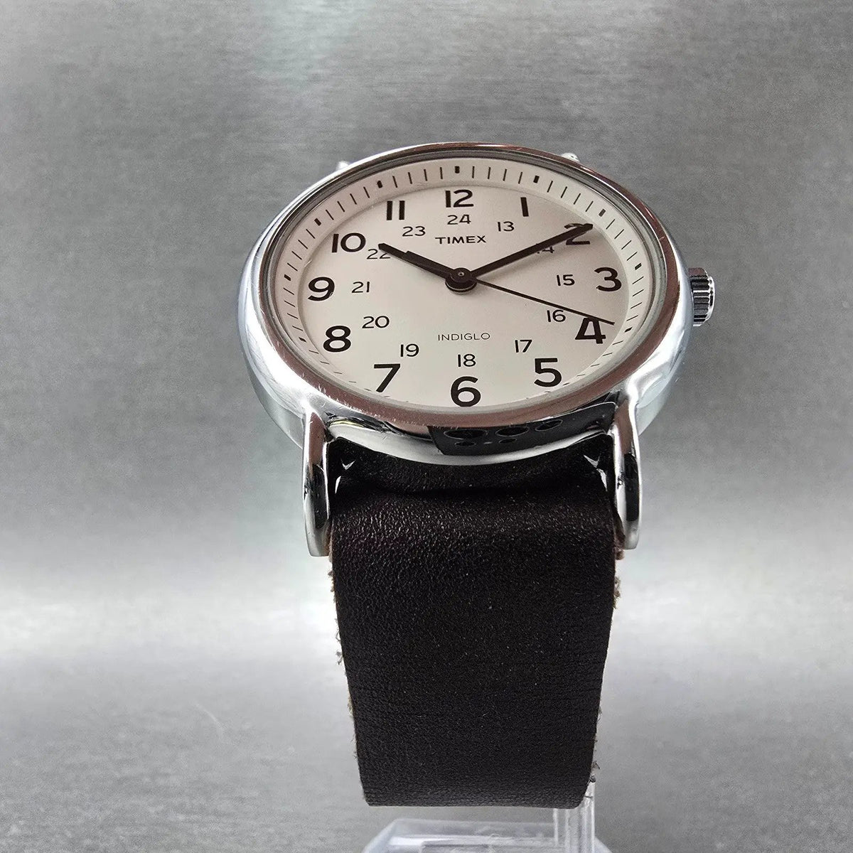 Timex Weekender Watch Men 38mm White Dial Silver Round New Battery T2N8935
