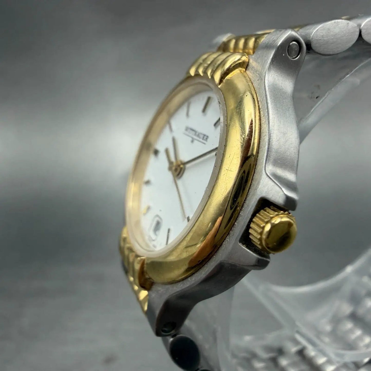 Wittnauer Watch Women 25mm White Dial Two Tone Date Round 9565 New Battery2