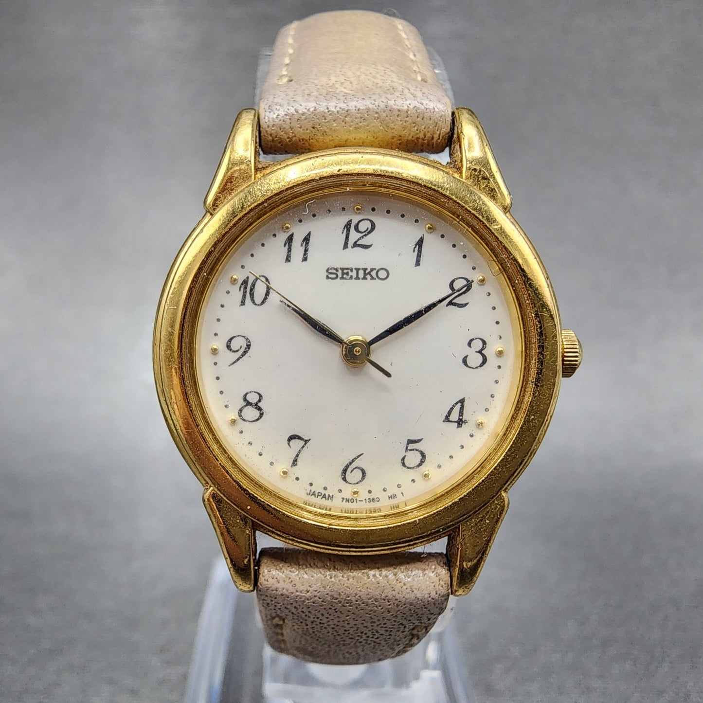 Seiko Watch Women 25mm White Dial Gold Tone 7n016880 New Battery0