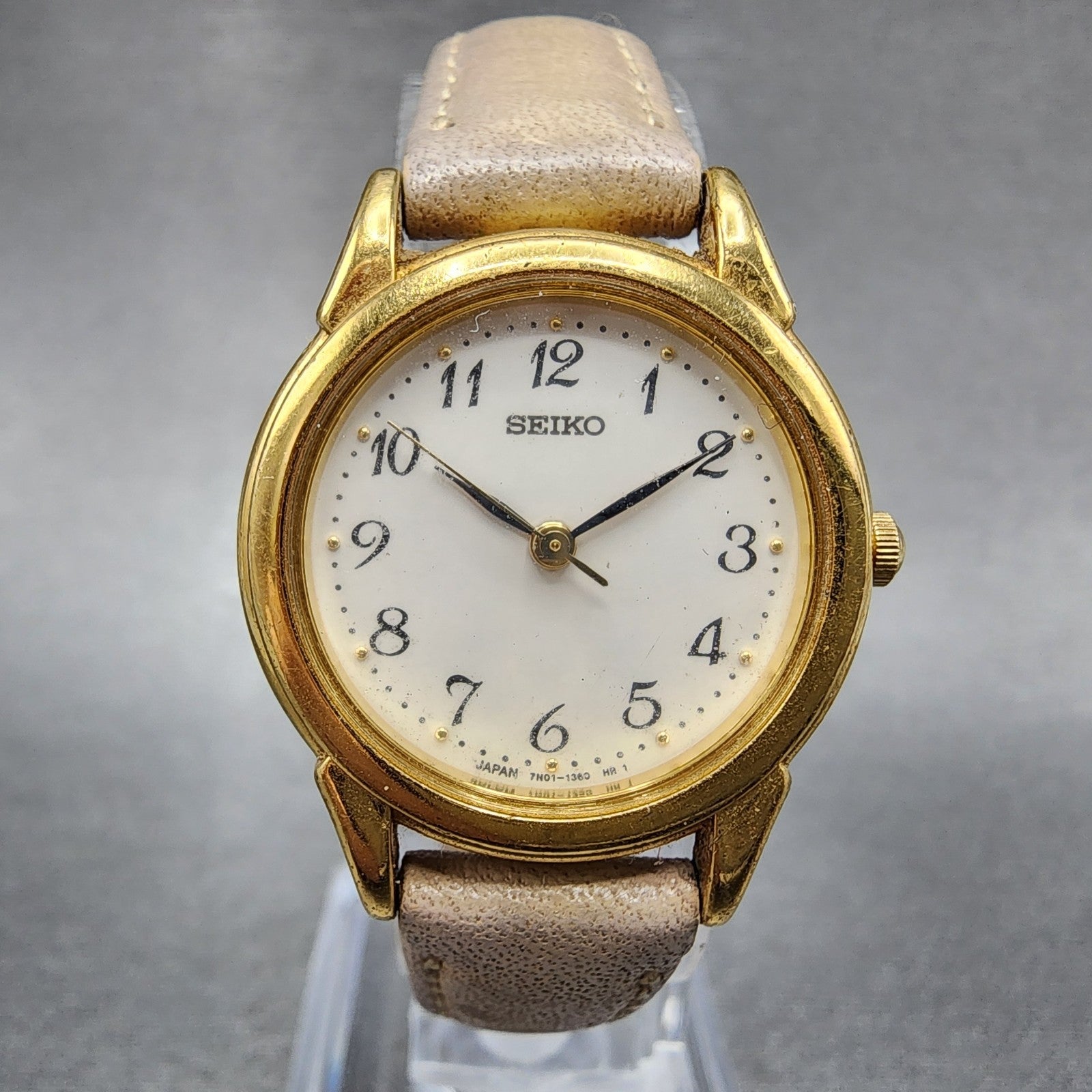 Seiko Watch Women 25mm White Dial Gold Tone 7n016880 New Battery0