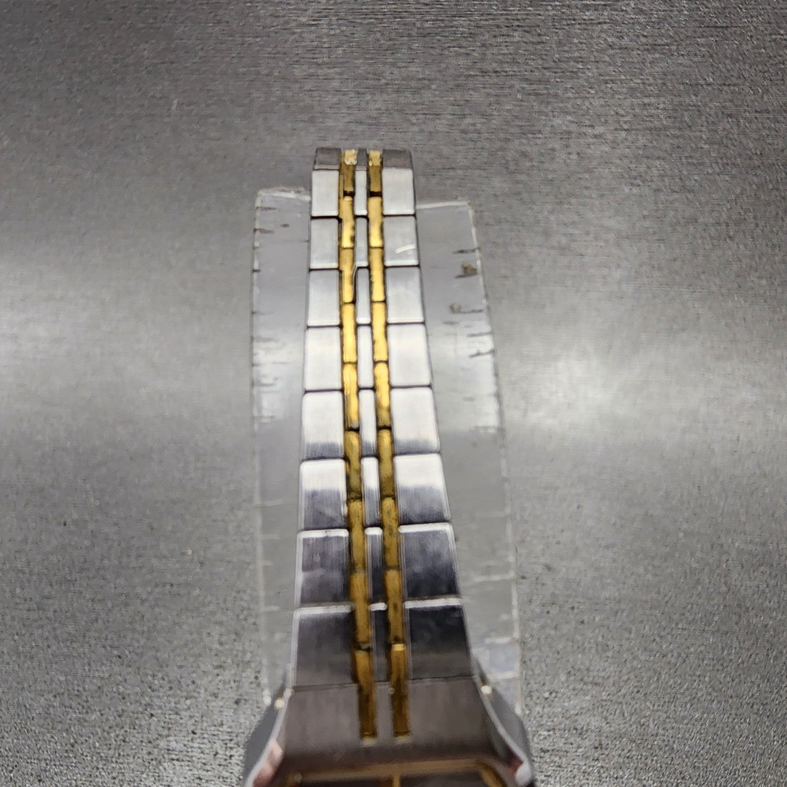 Seiko Watch Women 17mm Silver Dial Two Tone Rectangle 2Y005279 New Battery4