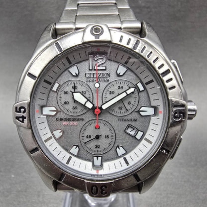 Citizen Eco-Drive Dive Watch Men 41mm Chronograph Silver Dial Titanium Runs JP0