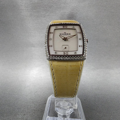 Skagen Tank Watch Women 27mm MOP Dial Silver Tone Rectangle Leather New Battery5