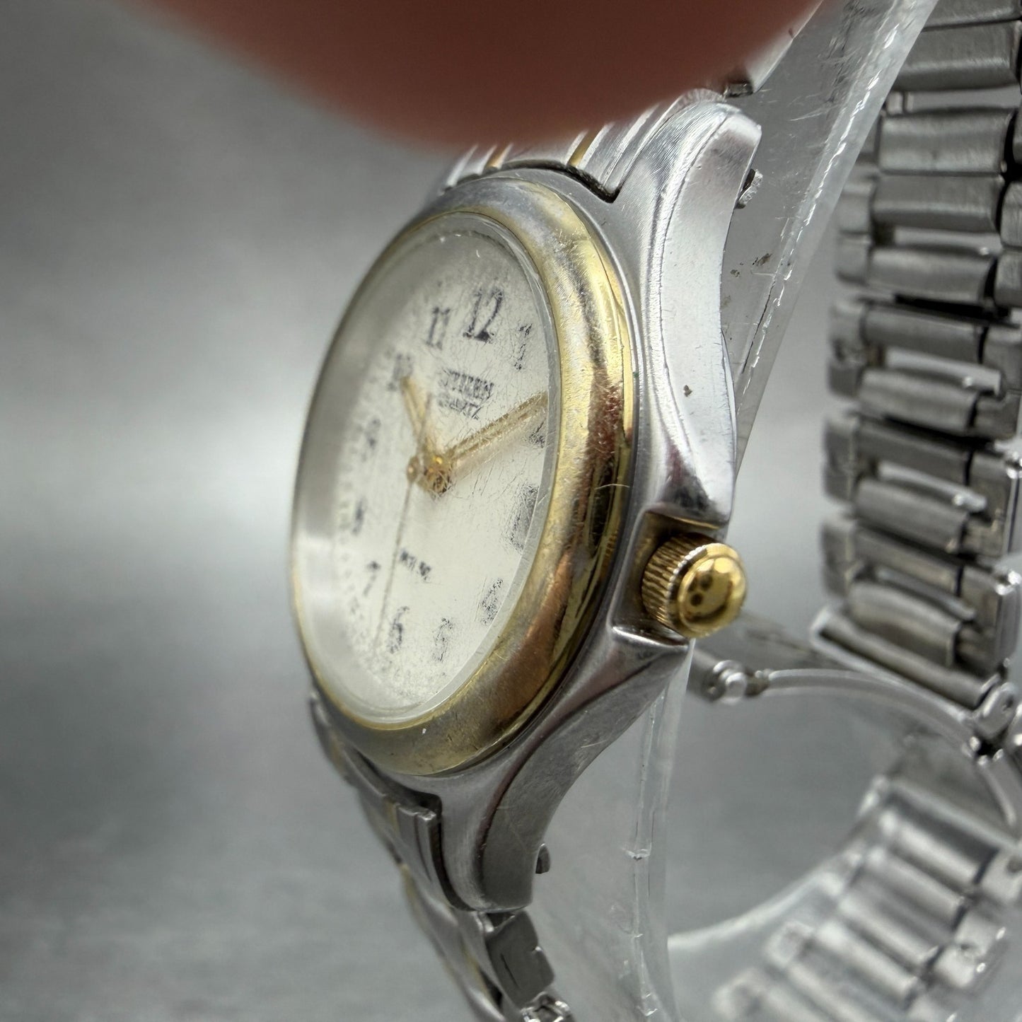 Citizen Watch Women 24mm Cream Dial Two Tone Date Round 1012-S038375 New Batt OP2