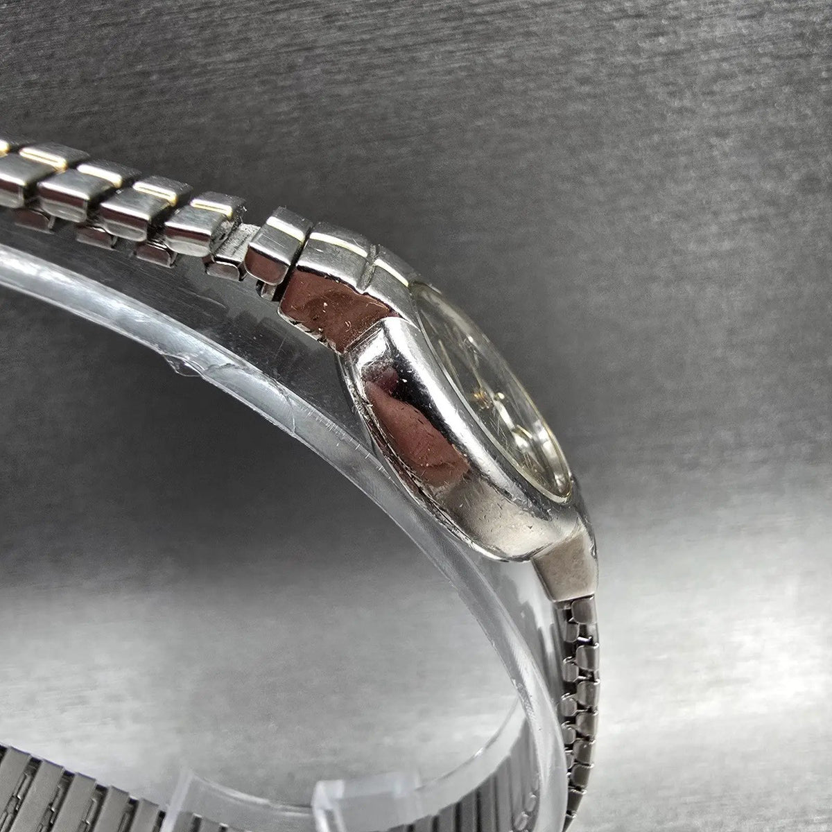 Citizen Watch Women 20mm Black Dial Two Tone Round 5920-S008007 New Battery VTG3