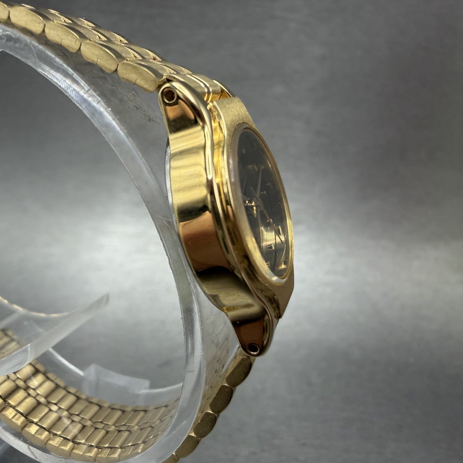 Seiko Watch Women  19mm Black Dial Gold Tone Round V4010099 New Batt NOS W/Box4