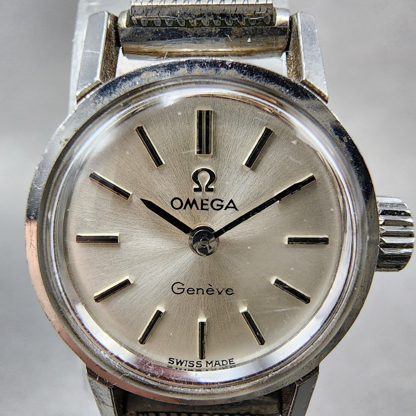 Omega Geneve Watch Women 20mm Silver Dial Stainless Steel Round Manual Wind Runs1