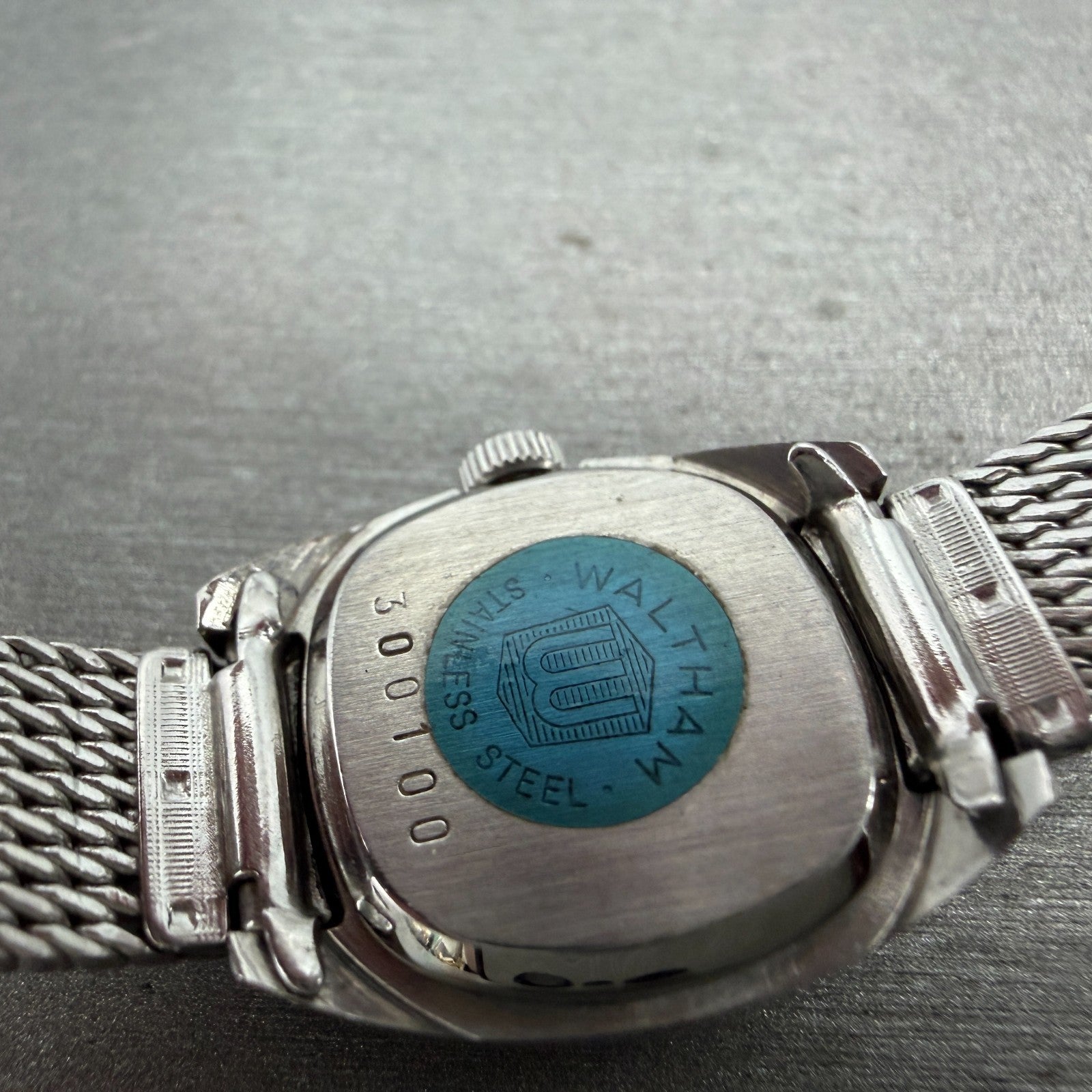 Waltham Watch Women 19mm Gray Dial Steel Manual Wind Mesh Band Round Manual VTG10