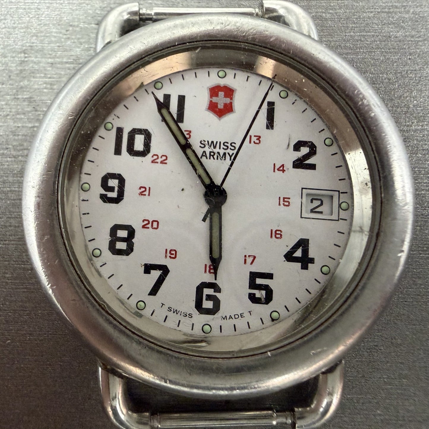Victorinox Swiss Army Calvary Watch Men 37mm White Dial Steel NO CASEBACK PARTS2