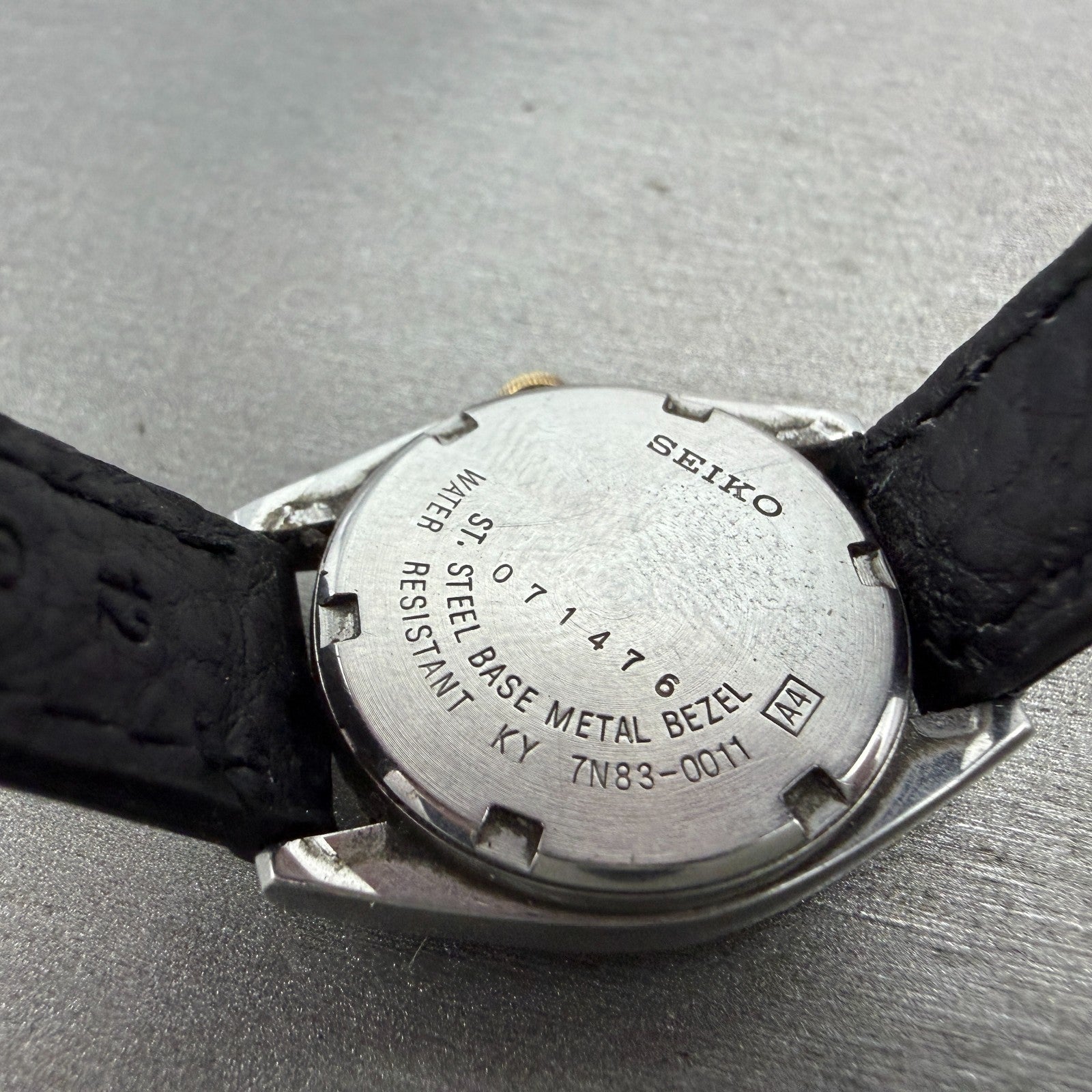 Seiko Watch Women 23mm White Dial Two Tone Daydate 7n83-0011 New Battery Vinatge9
