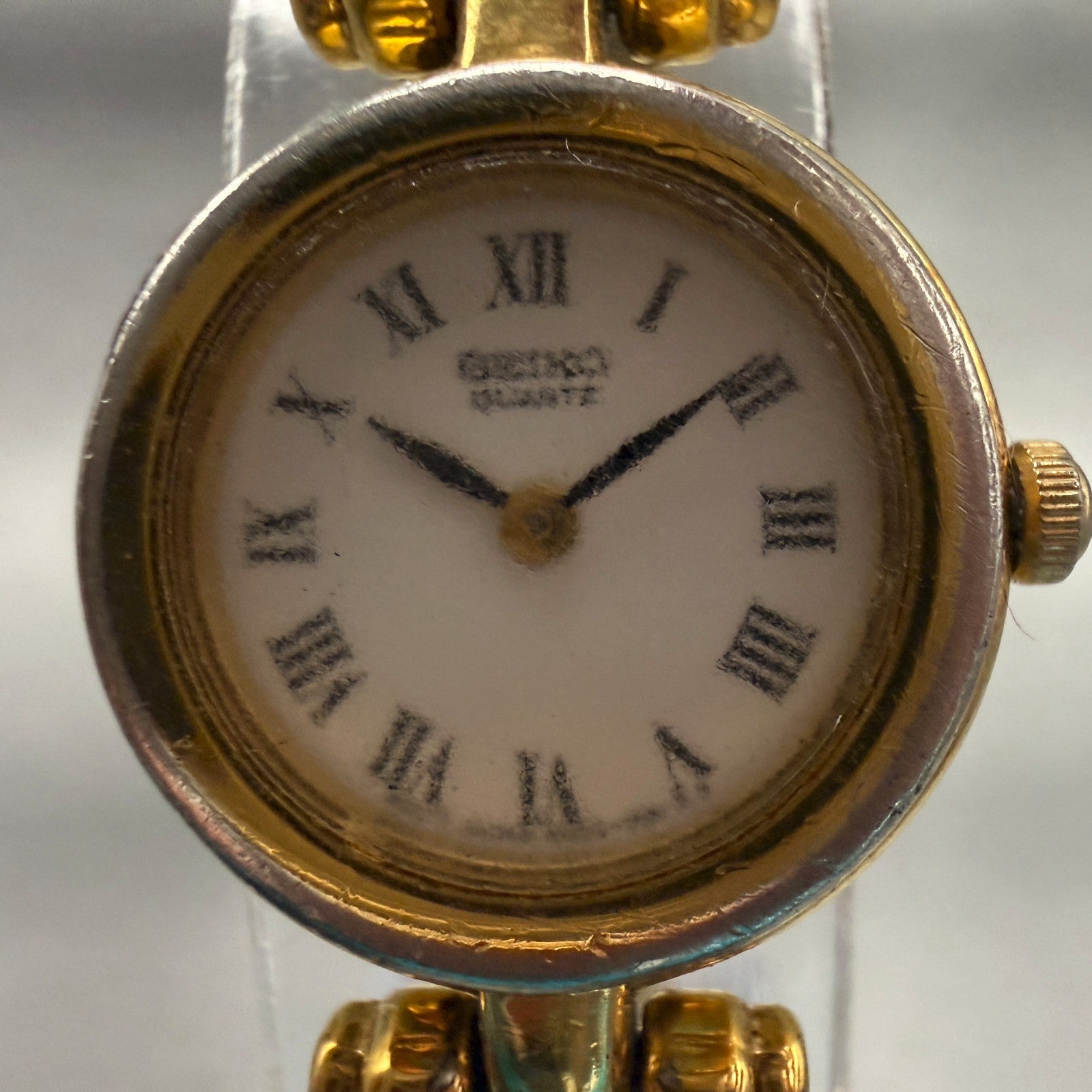 Seiko Watch Women 19mm White Dial Gold Tone Round 4N00-0581 New Battery1