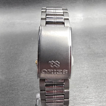 Seiko SQ 100 Watch Men 36mm Silver Dial Silver Tone Daydate 5Y23-7029 New Batt 77