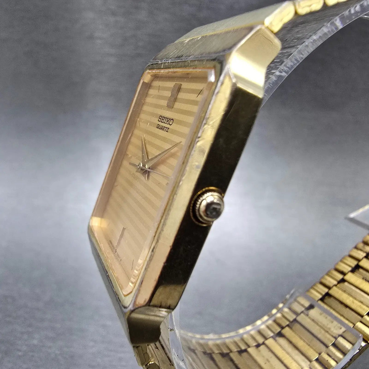 Seiko Tank Watch Men 26mm Champagne Dial Gold 5Y31-5000 Rectangle New Battery2