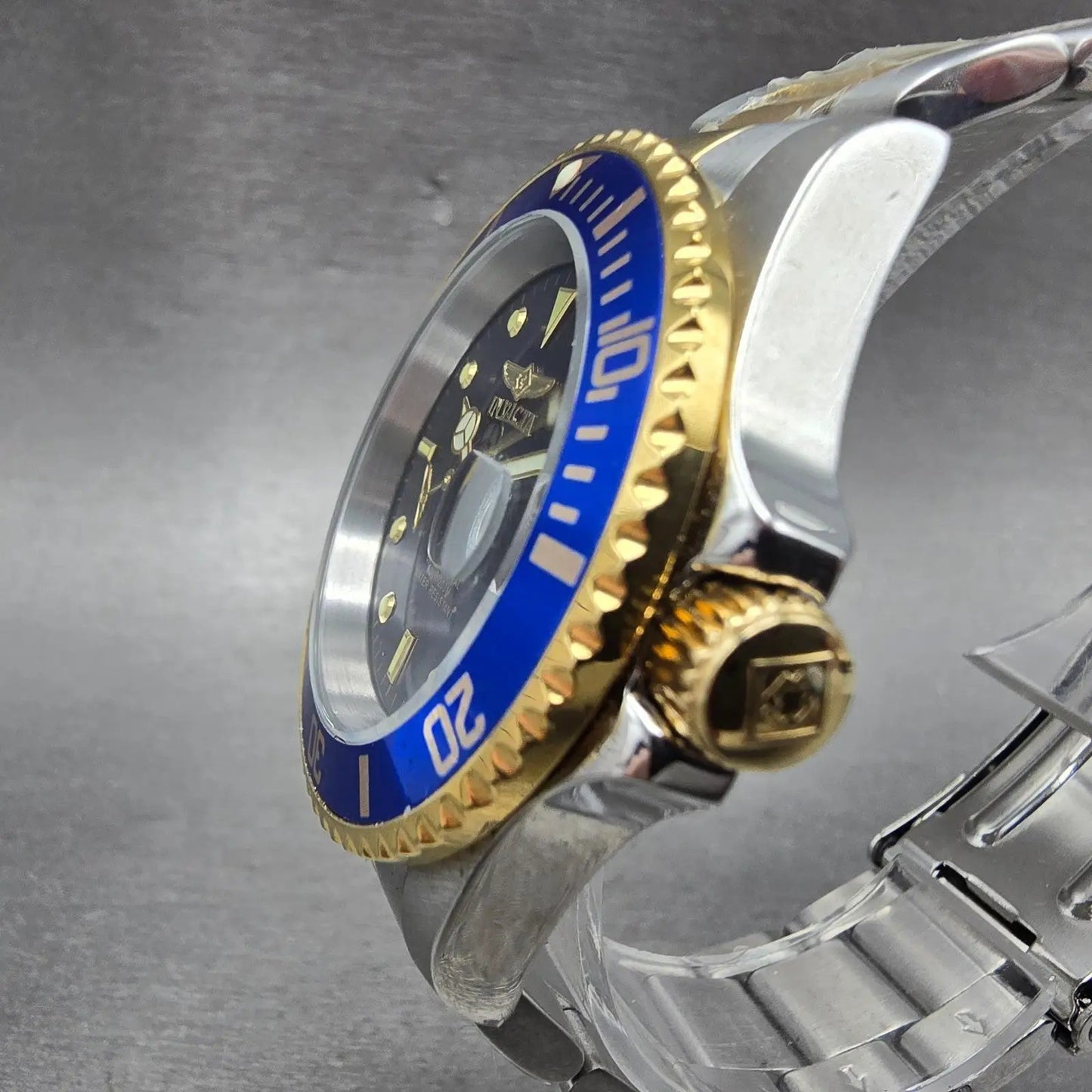 Invicta Pro Diver Watch Men 40mm Blue Dial Two Tone Date 26972 New Battery2