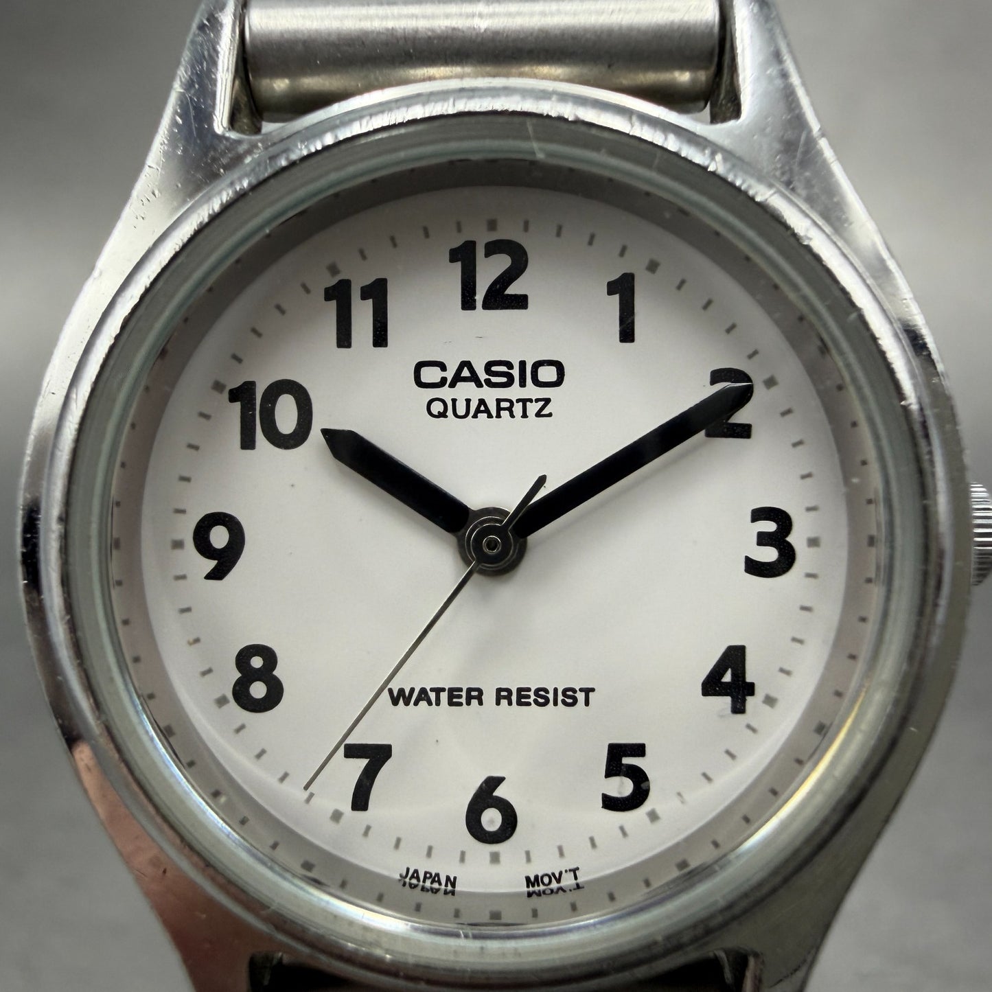 Casio Watch Women 25mm White Dial Silver Tone Round LQ-410 New Battery VTY1