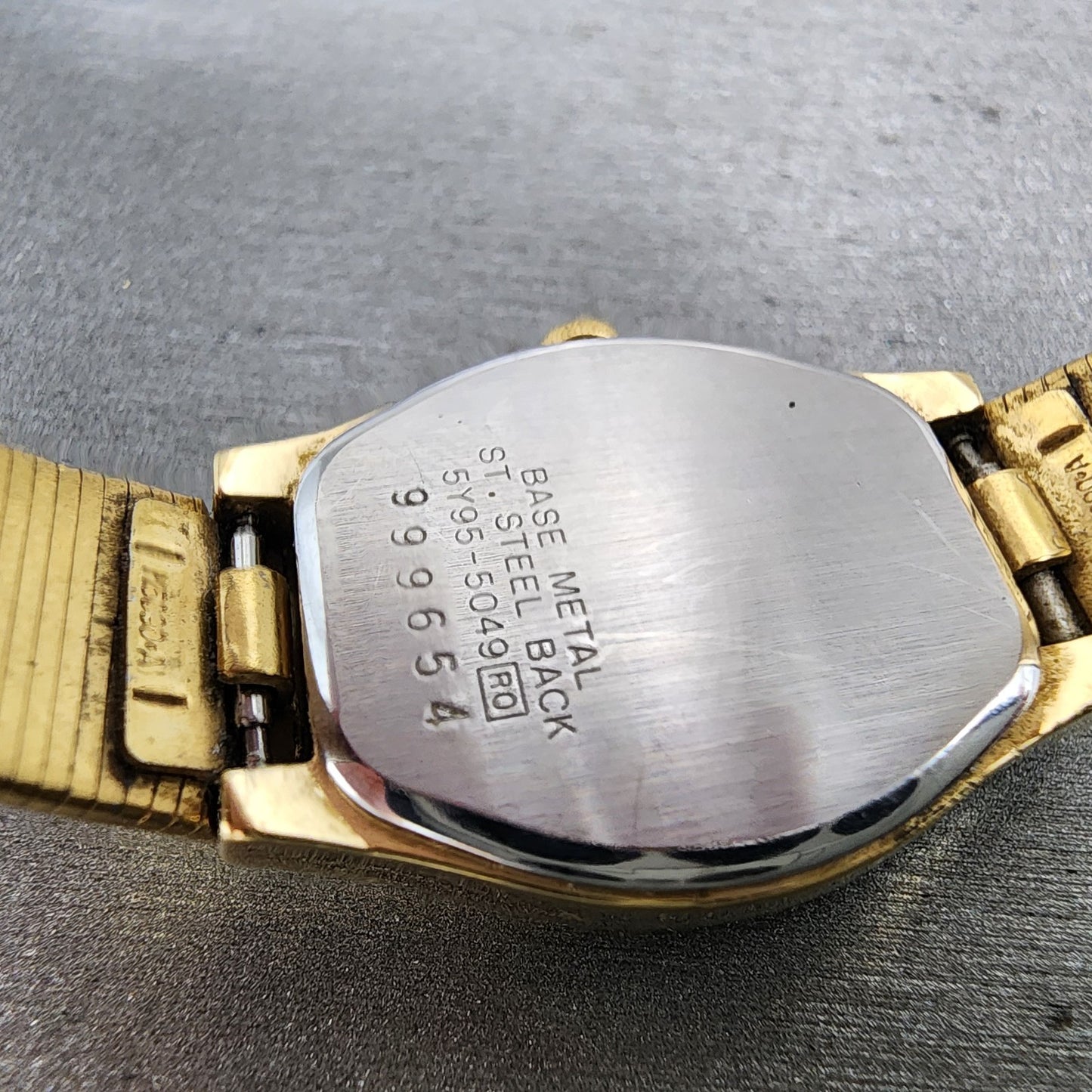 Seiko Watch Women 21mm Black Dial Gold Tone Round 5y955049 New Battery9