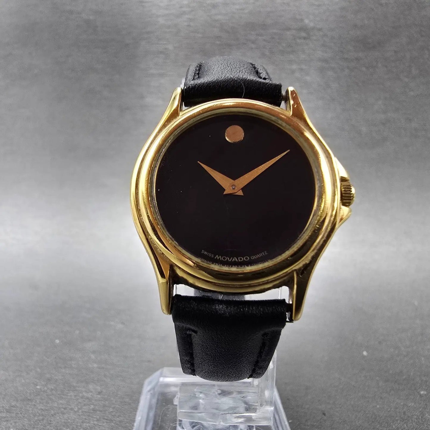 Movado Museum Watch Women 28mm Black Dial Gold Tone Round 87 E4 0823 New Battery5