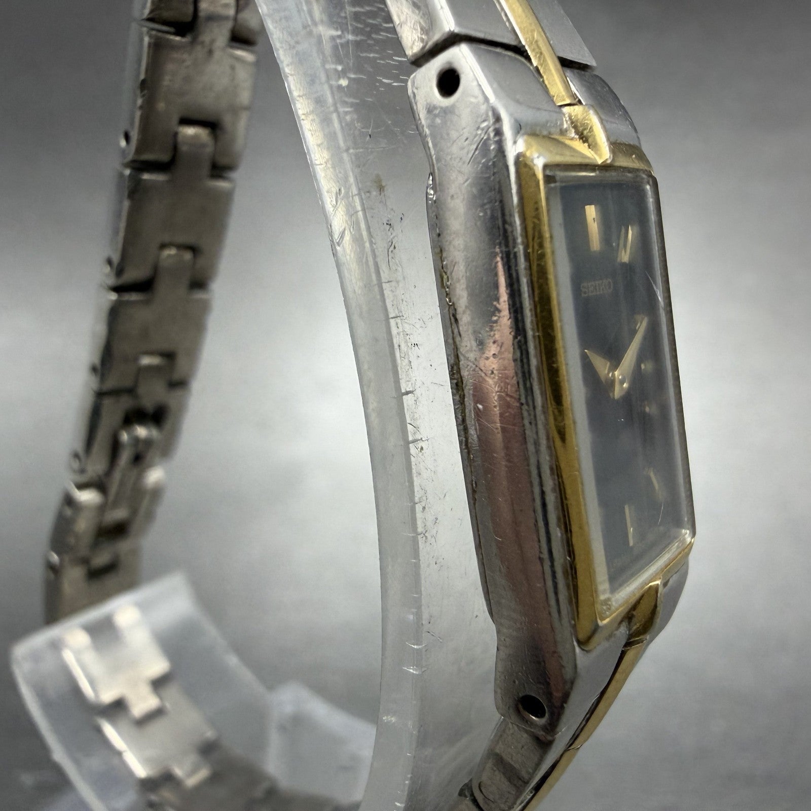 Seiko Tank Watch Women 13mm Black Dial Two Tone Rectangle 2e20-7479 New BatteryU3