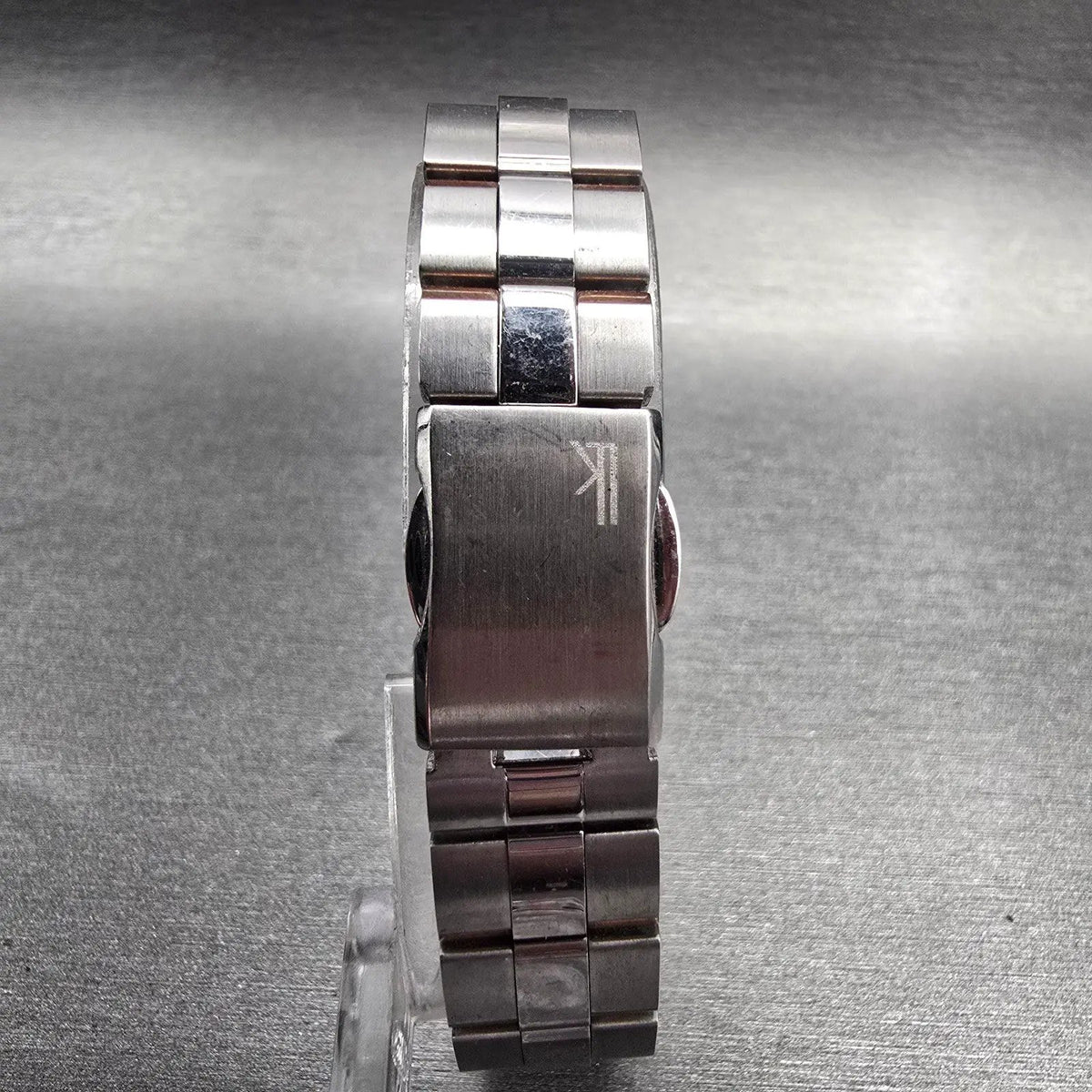 Seiko Lukia Tank Watch Women 21mm MOP Dial Two Tone Oval 1F21-0AZ0 New Battery7
