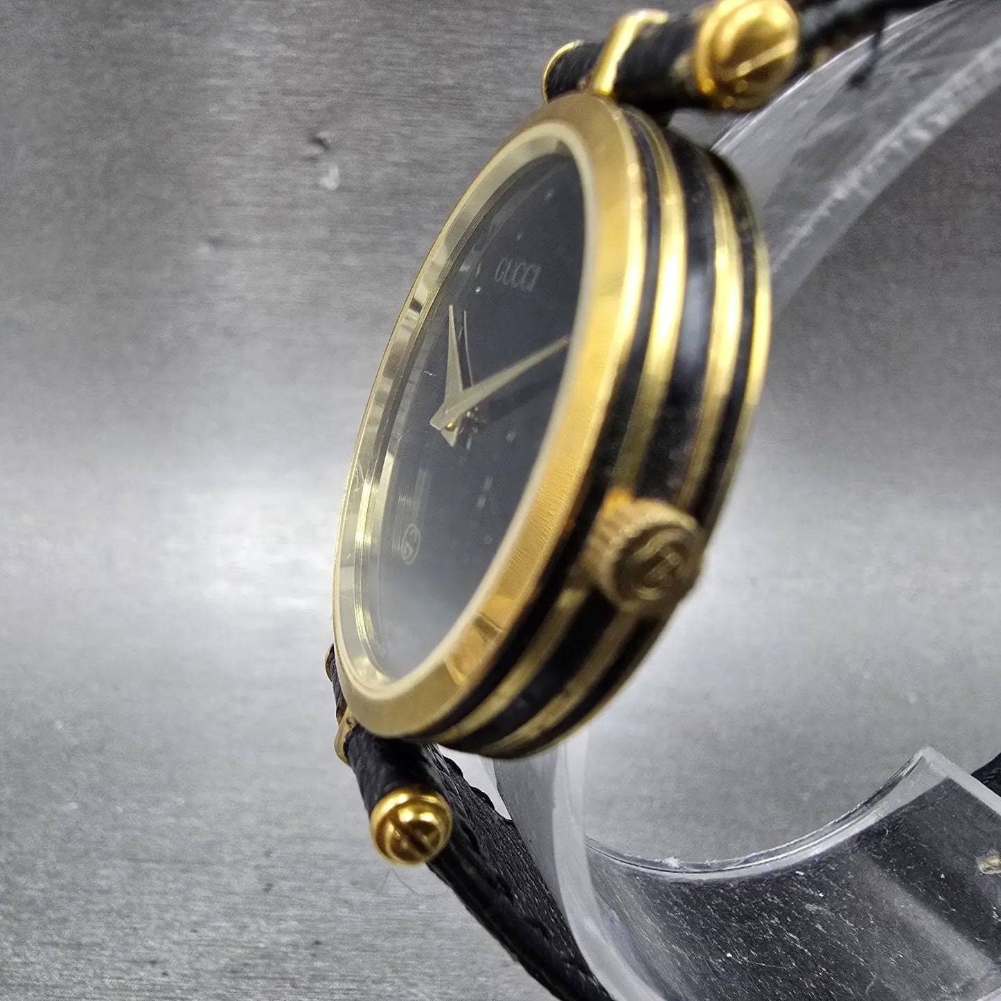 Gucci 2000M Watch Men 30mm Black Dial Gold Plated Leather Round New Battery VTG3