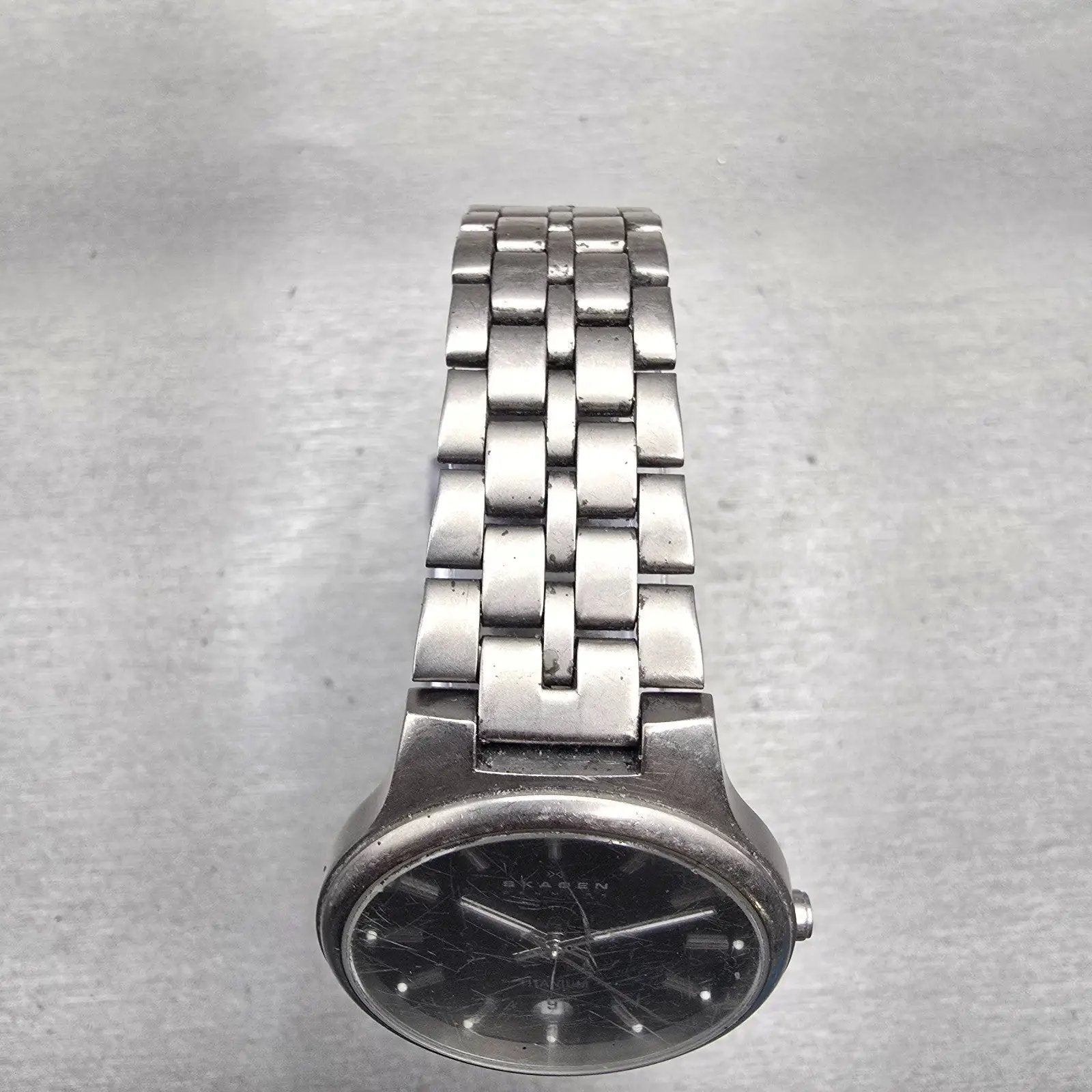 Skagen Denmark Watch Men 34mm Gray Dial Titanium Date Round 105XLT New Battery4