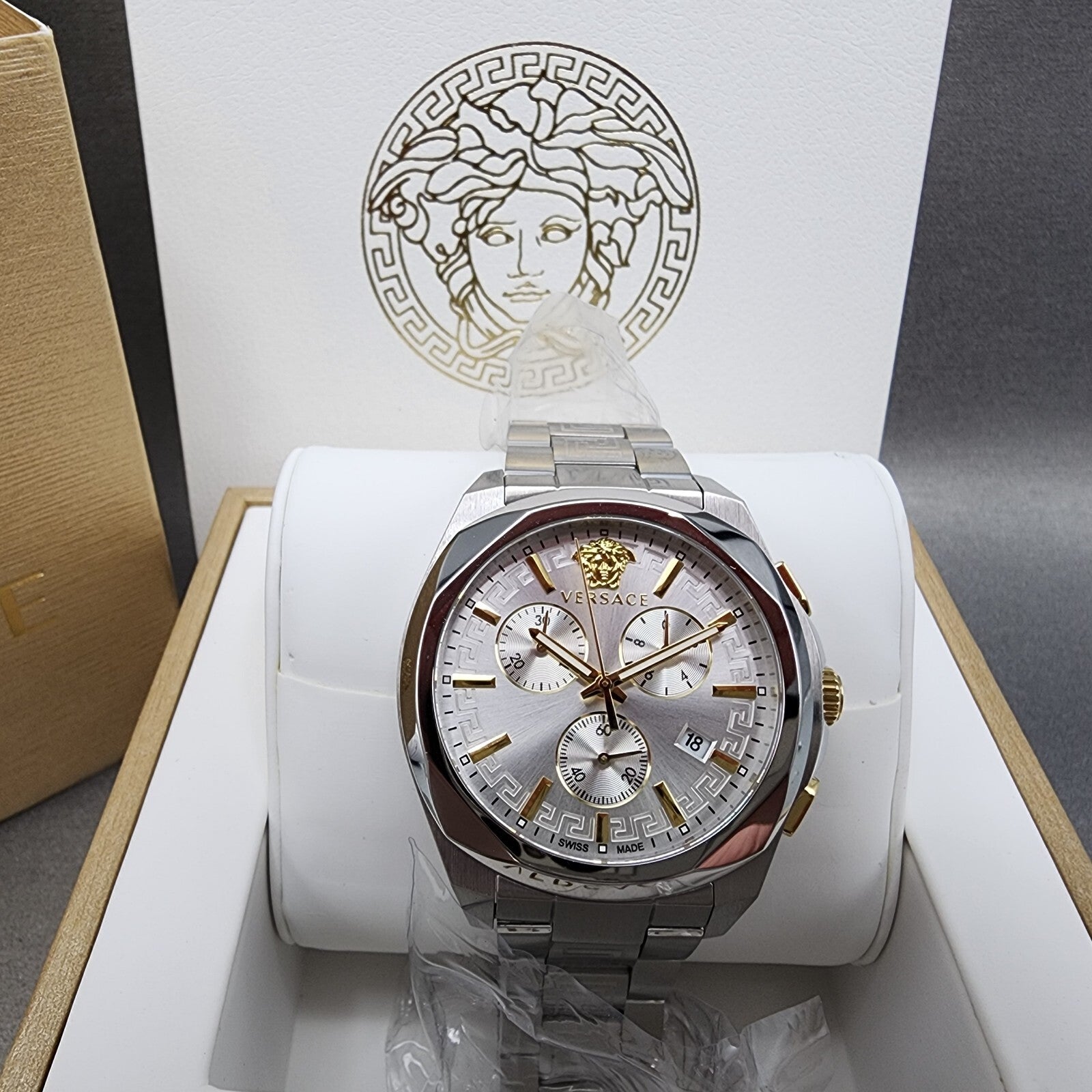 Versace Meduase Chronograph Watch Women 40mm White Dial Steel Date VE3CA05230