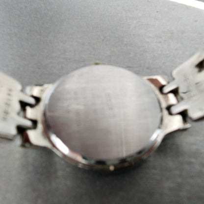 Seiko Watch Women 24mm Silver Dial Two Tone Round V7006379 New Battery10
