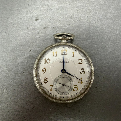 Waltham Pokect Watch White Dial Silver Tone Grade 210 Round Manual Wind PARTS0
