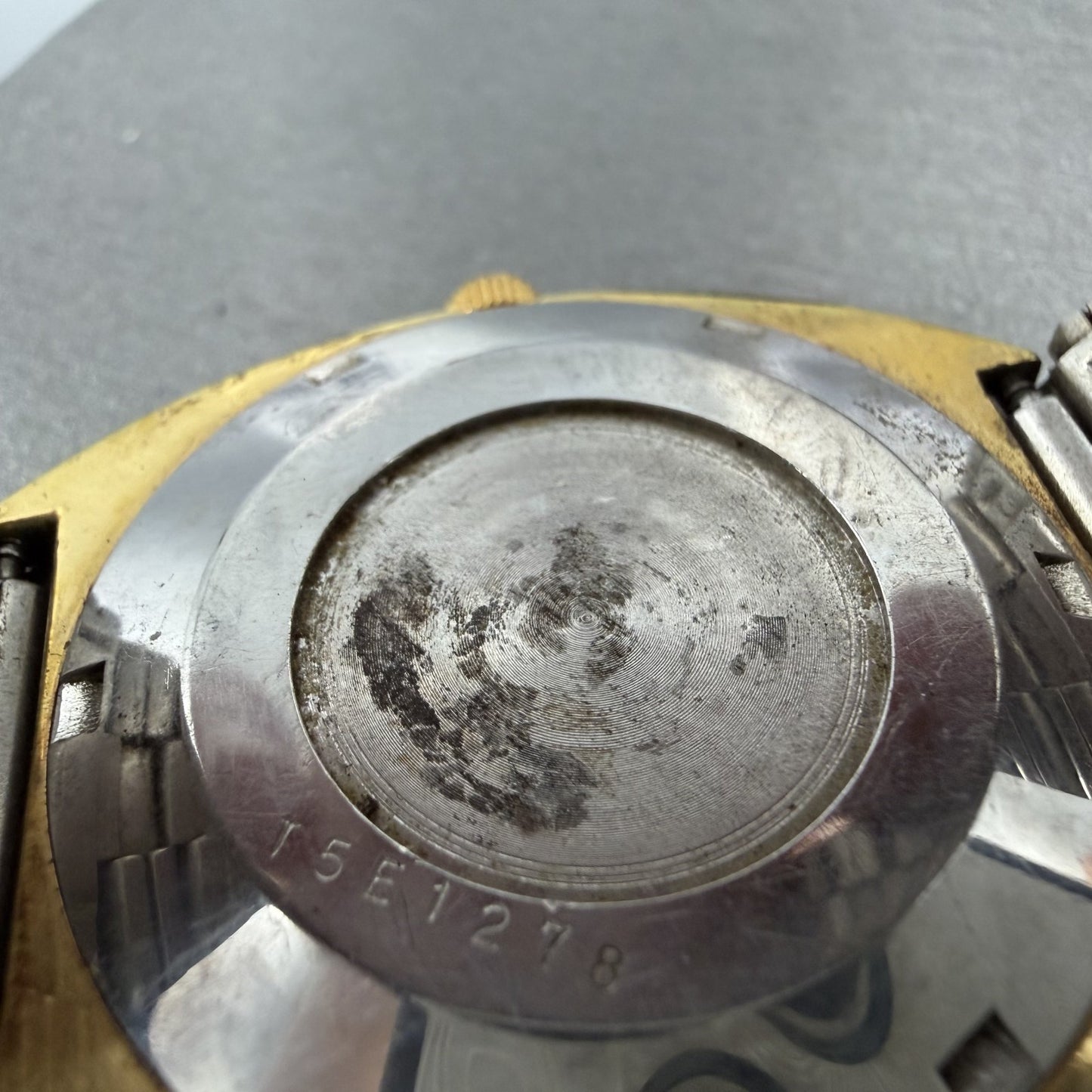 Waltham Newport Automatic Watch Men 35mm White Dial Gold Tone Date Round Runs9